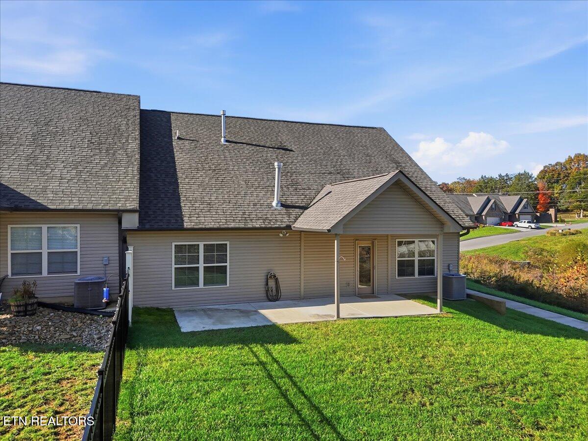7434 Willow Path Lane Knoxville TN 37918