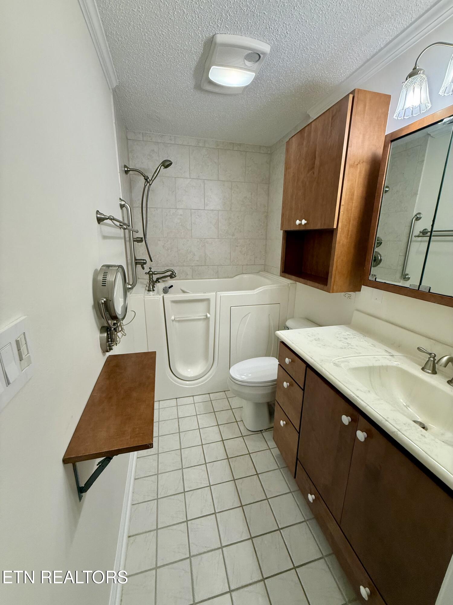 1623 Chenoweth Circle Knoxville TN 37909