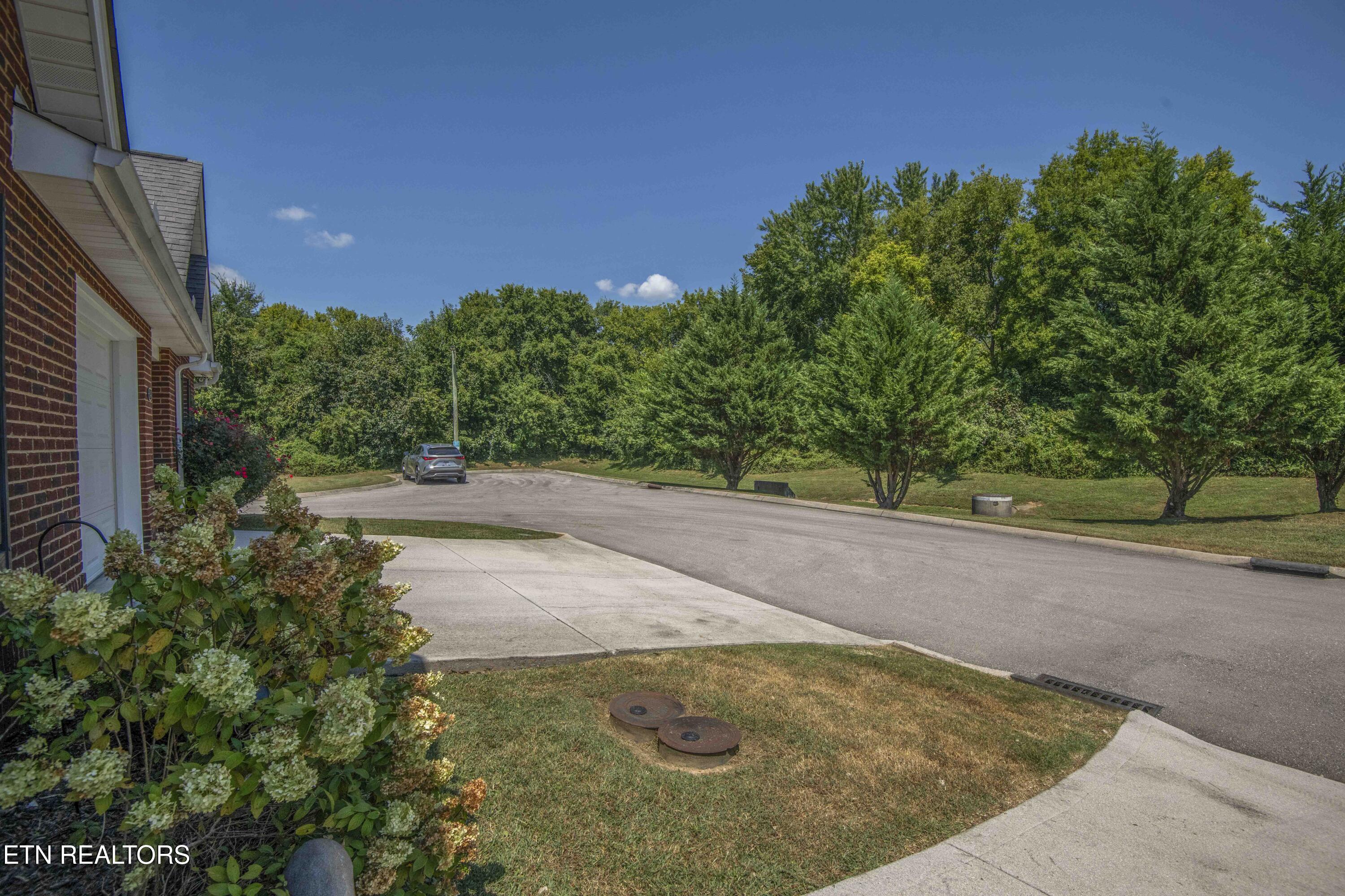 5141 Spring Petal Way Knoxville TN 37912