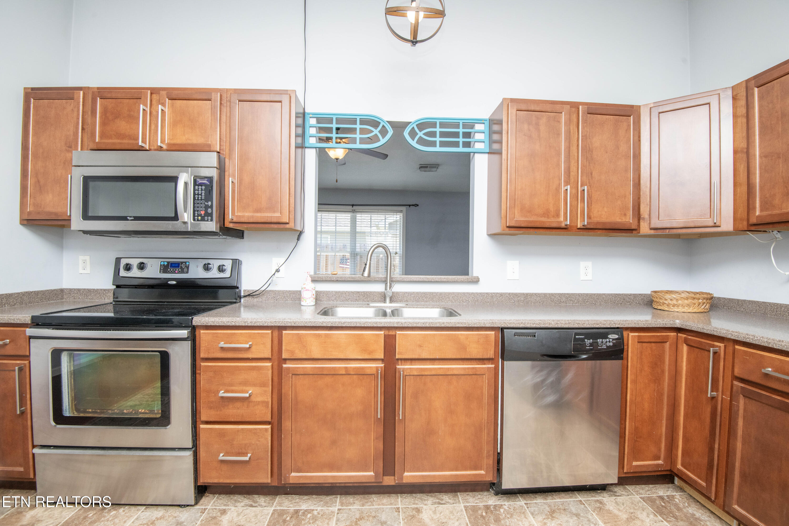 5141 Spring Petal Way Knoxville TN 37912