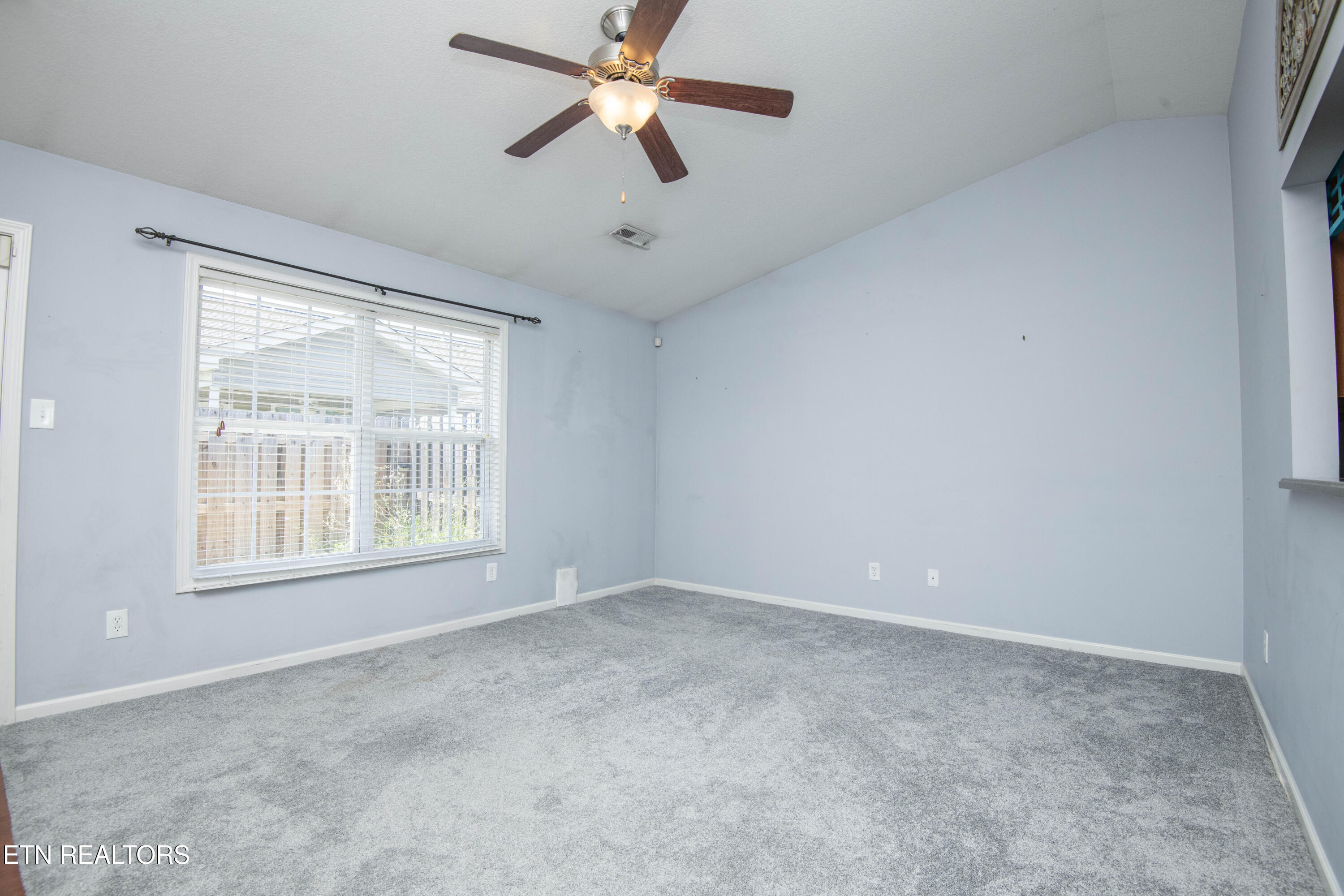 5141 Spring Petal Way Knoxville TN 37912
