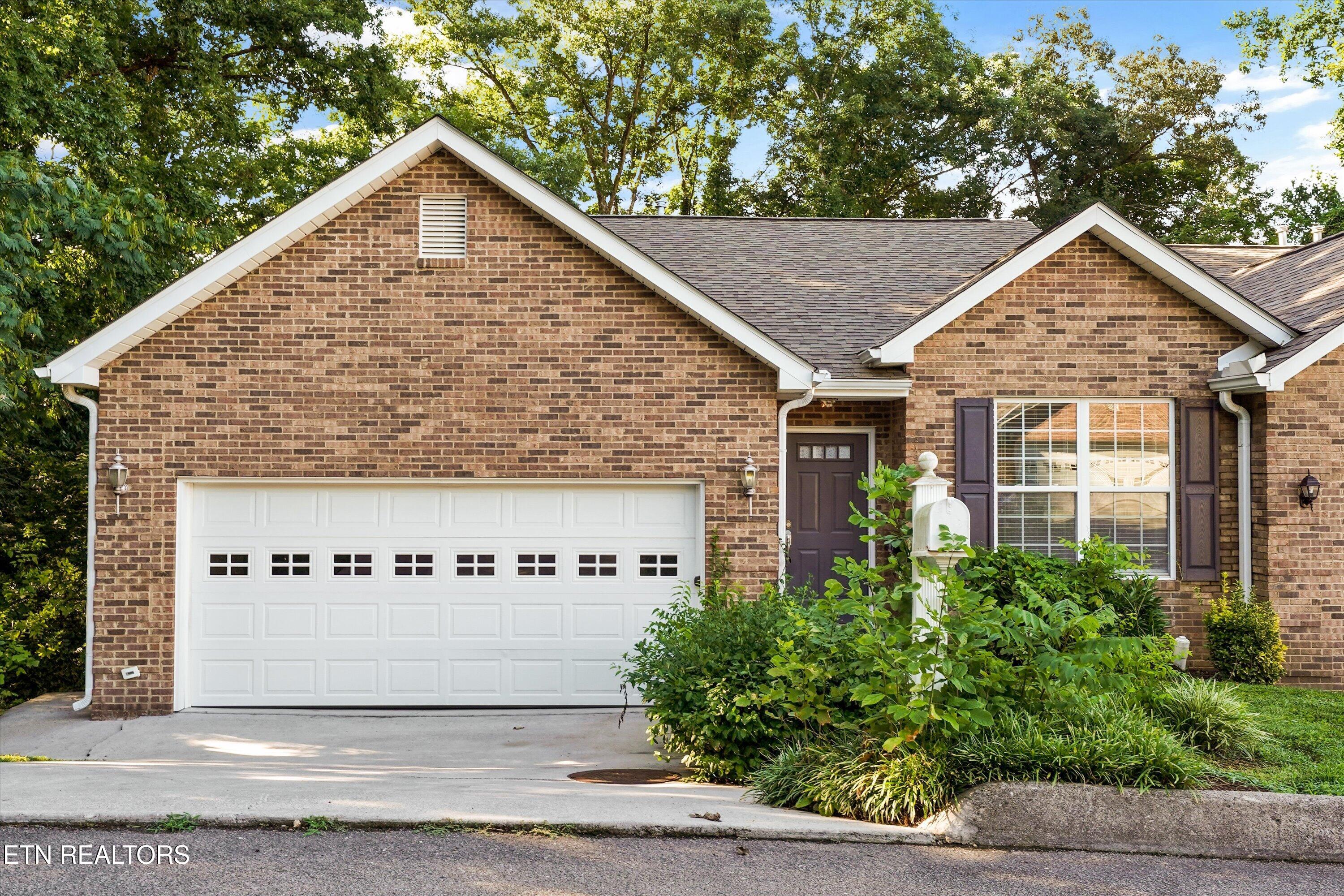 3254 Mountain Spring Way Knoxville TN 37917