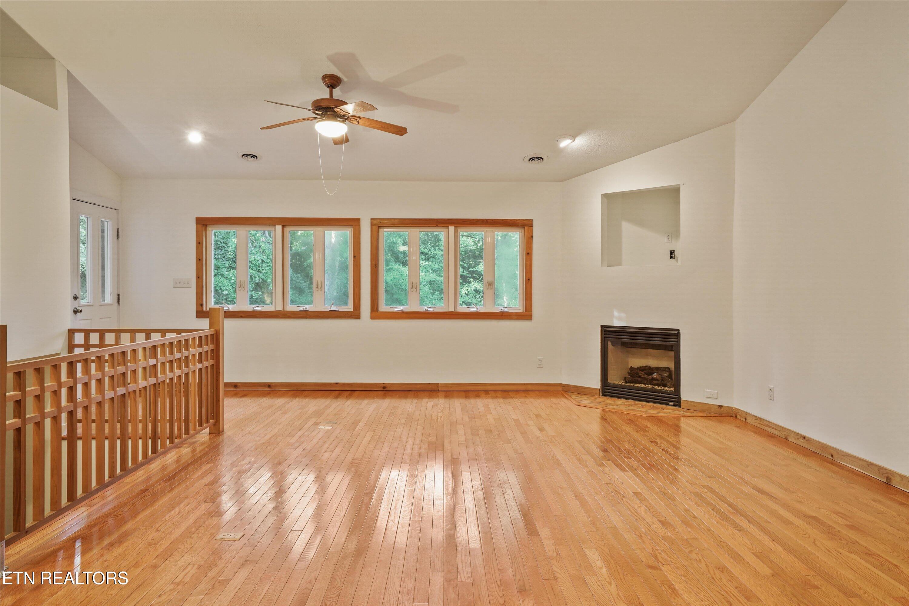 3254 Mountain Spring Way Knoxville TN 37917
