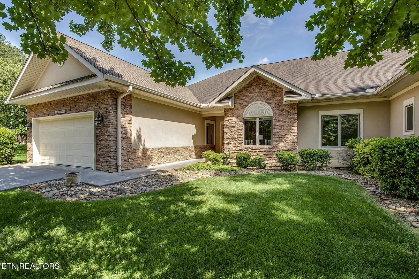 231 Tanasi Lagoon Drive Loudon TN 37774