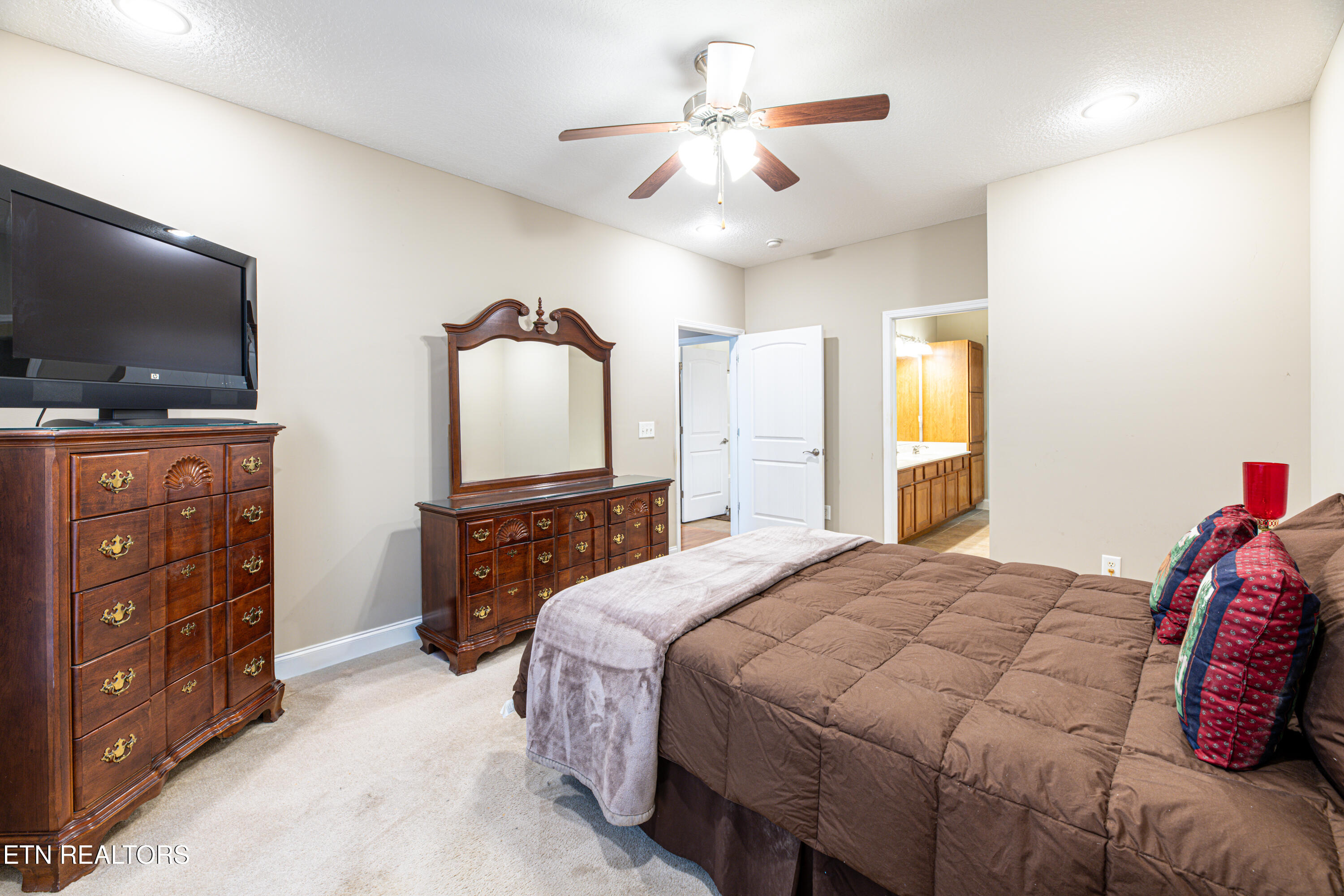 2220 Mccampbell Wells Way Knoxville TN 37924