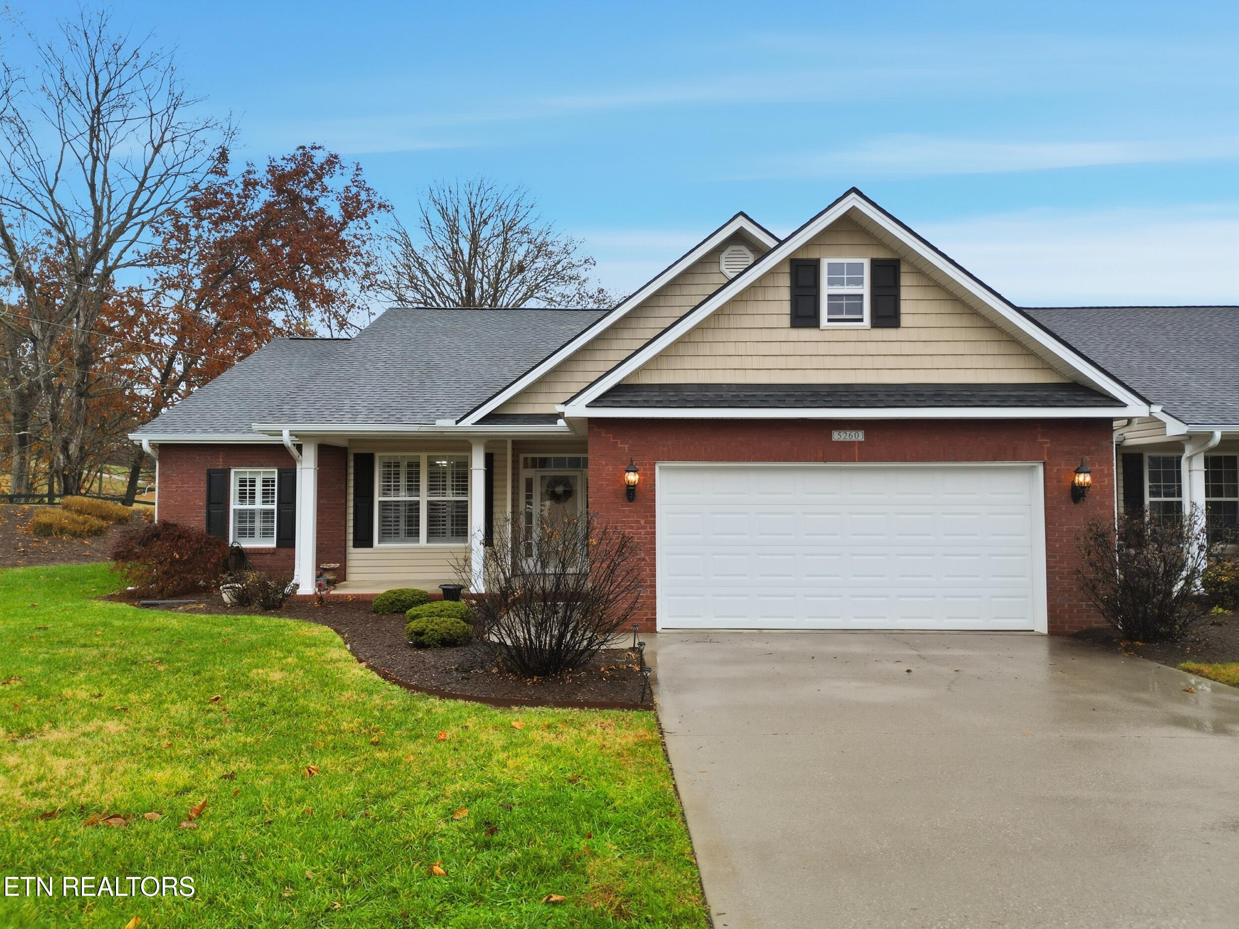 5260 Fountain Head Lane Knoxville TN 37918