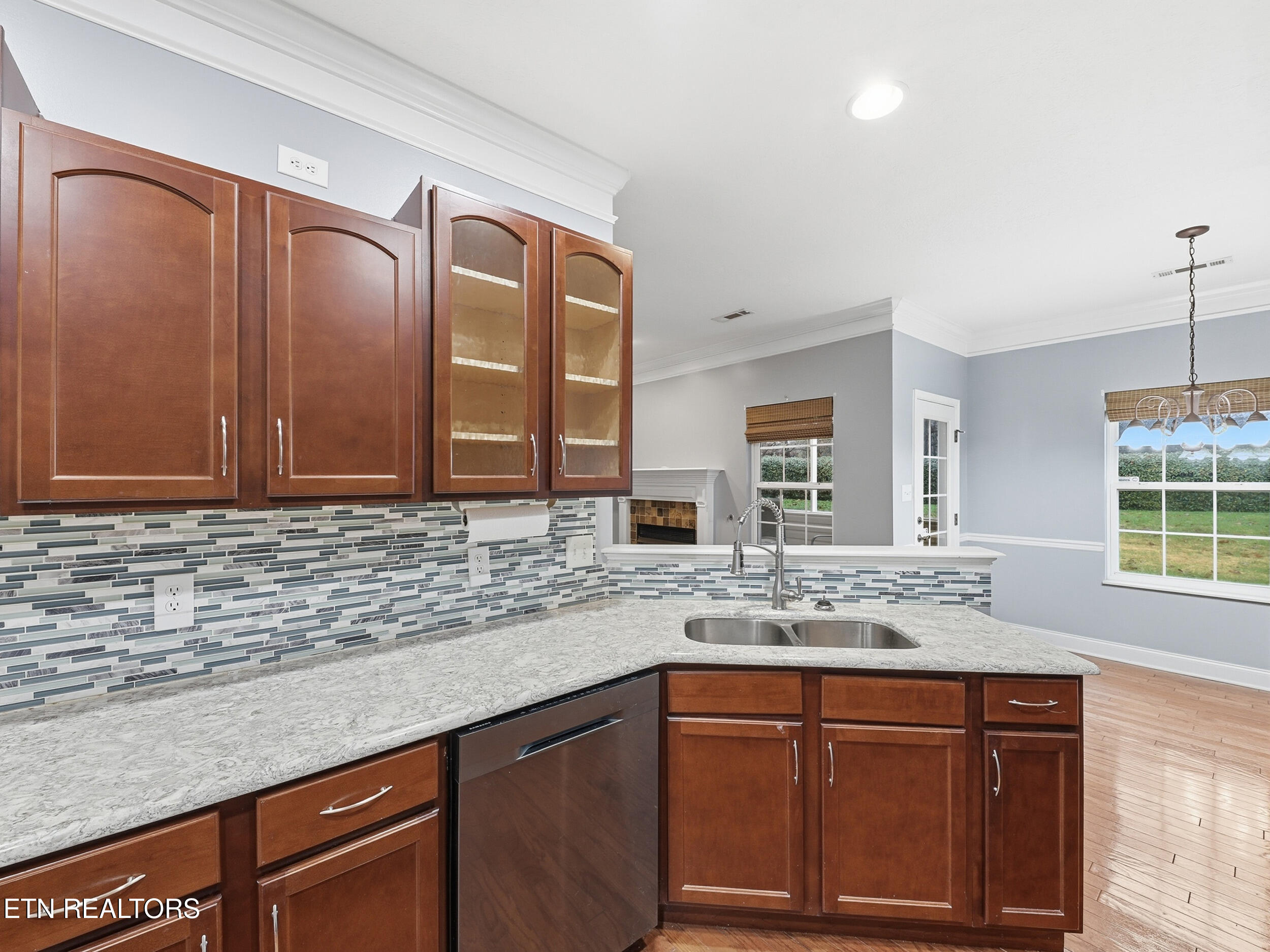 5260 Fountain Head Lane Knoxville TN 37918