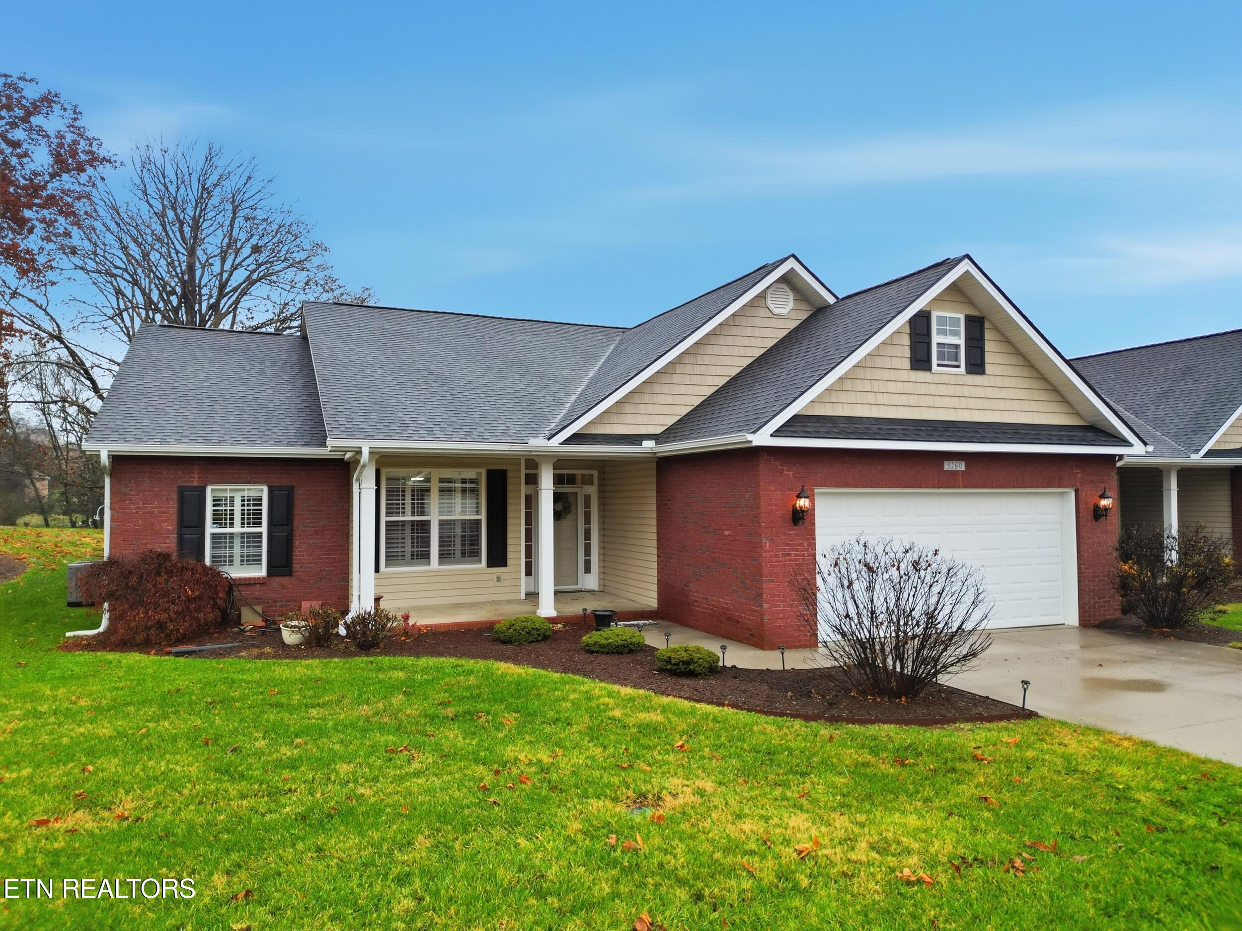 5260 Fountain Head Lane Knoxville TN 37918