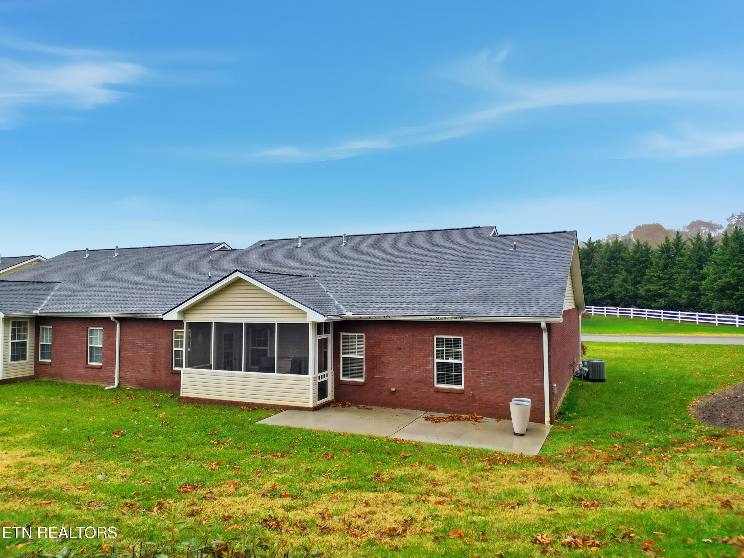 5260 Fountain Head Lane Knoxville TN 37918
