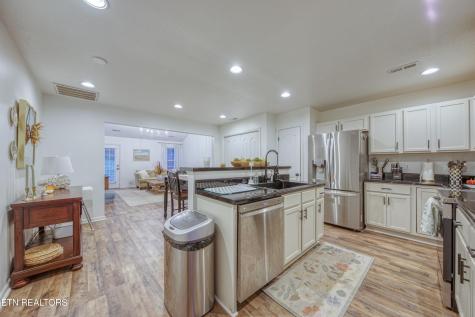7144 La Christa Way Knoxville TN 37921