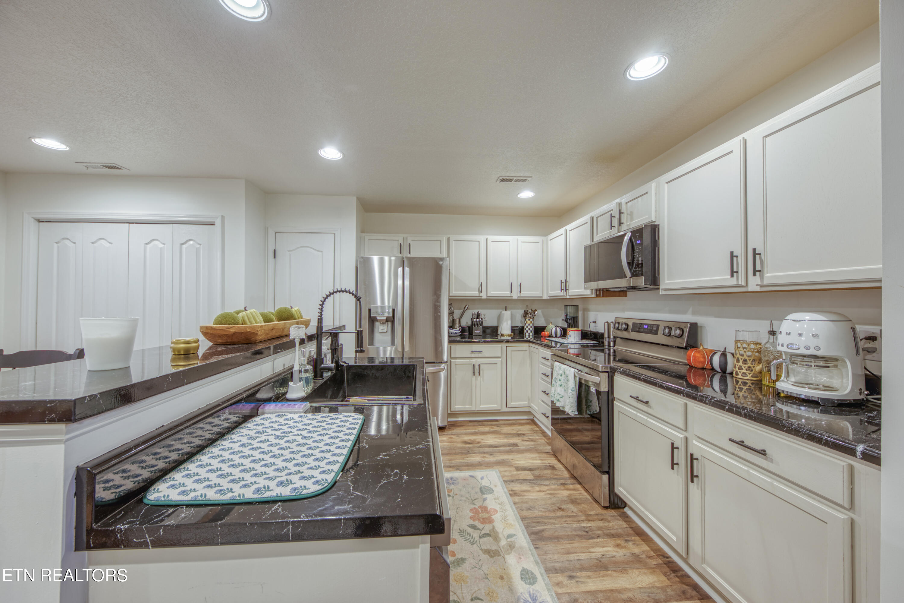 7144 La Christa Way Knoxville TN 37921