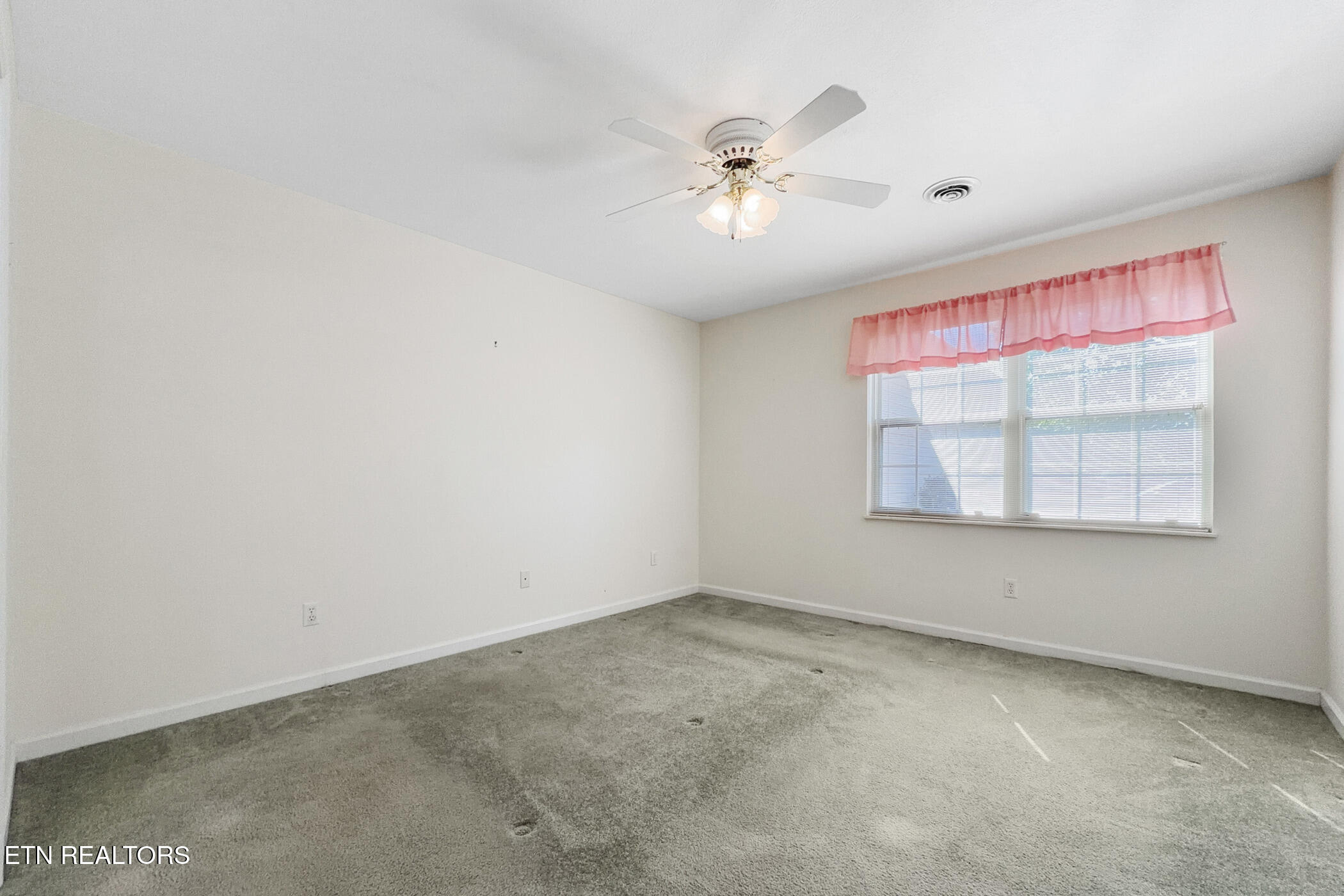 4554 Shamus Way Knoxville TN 37918