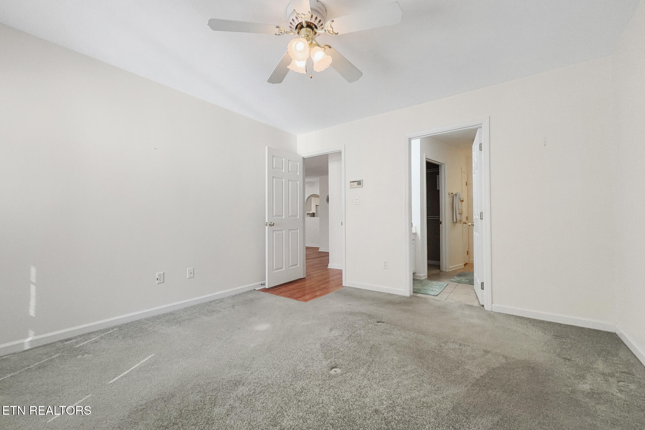 4554 Shamus Way Knoxville TN 37918