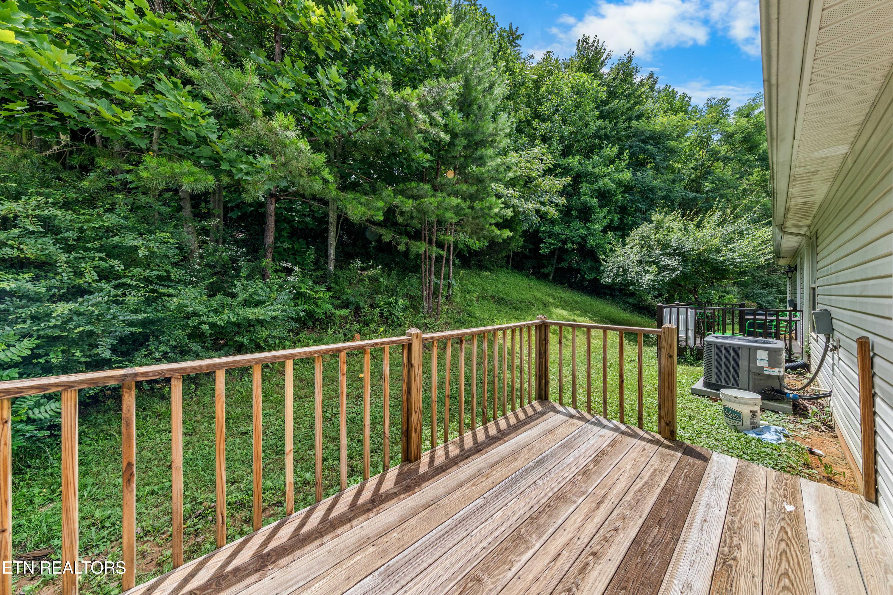 5290 Avery Woods Lane Knoxville TN 37921