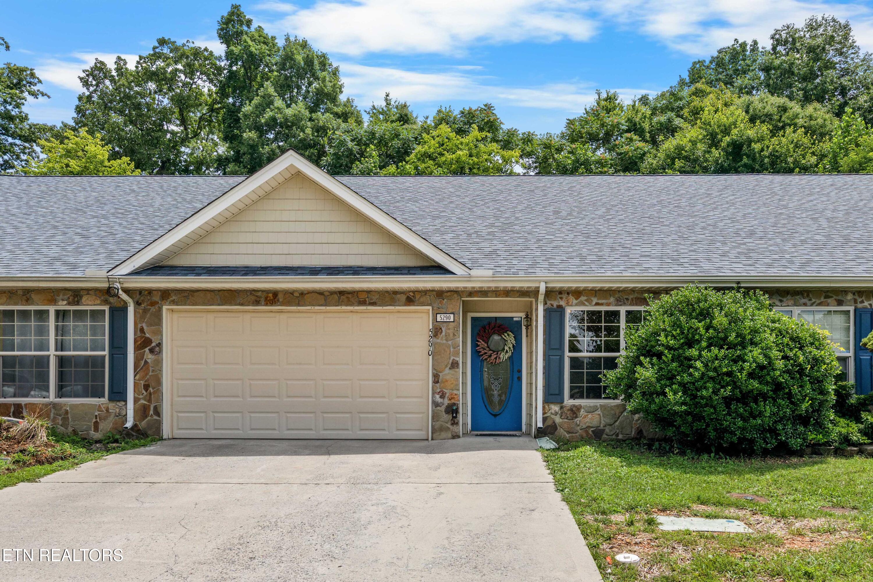 5290 Avery Woods Lane Knoxville TN 37921