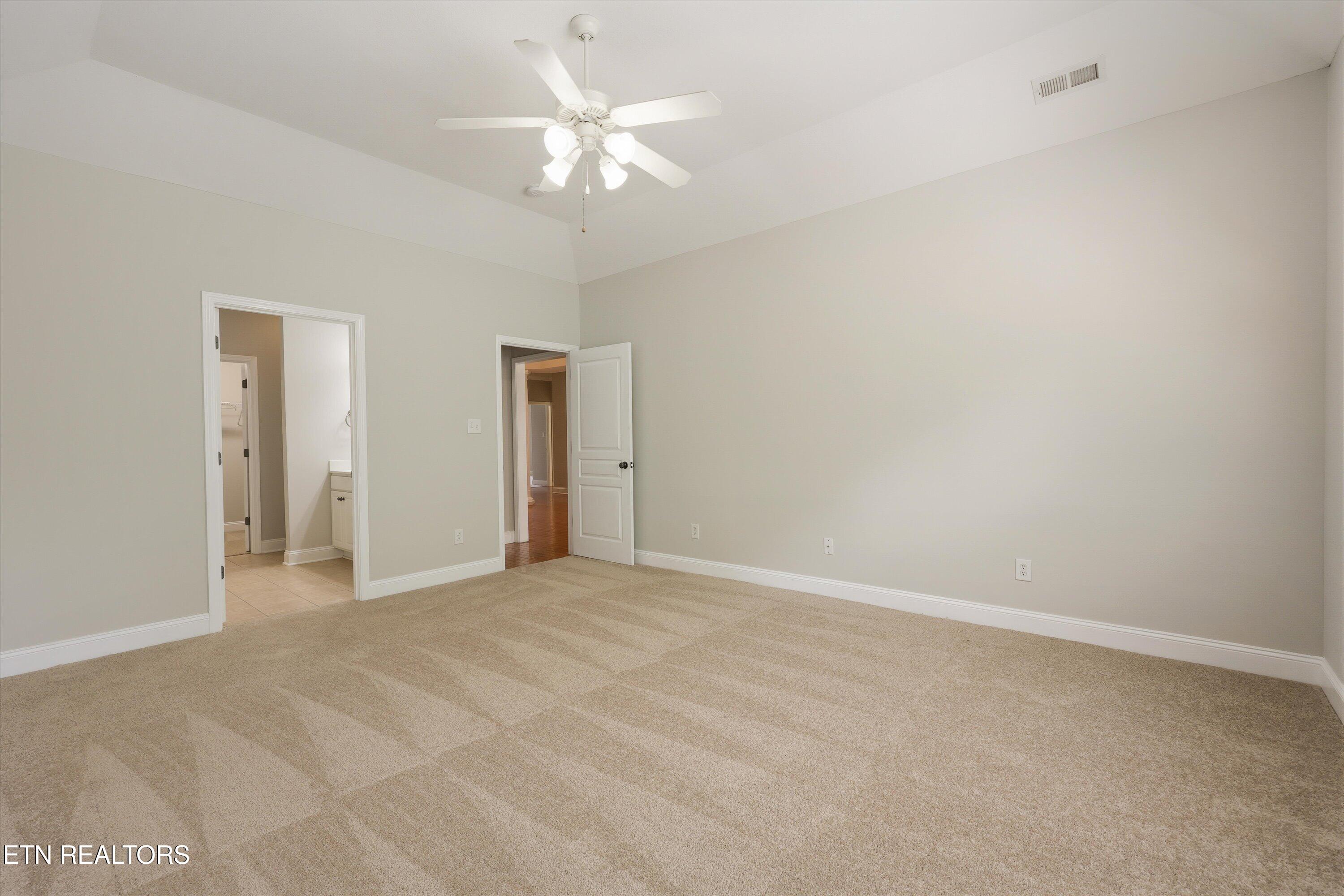 5082 Dovewood Way Knoxville TN 37918