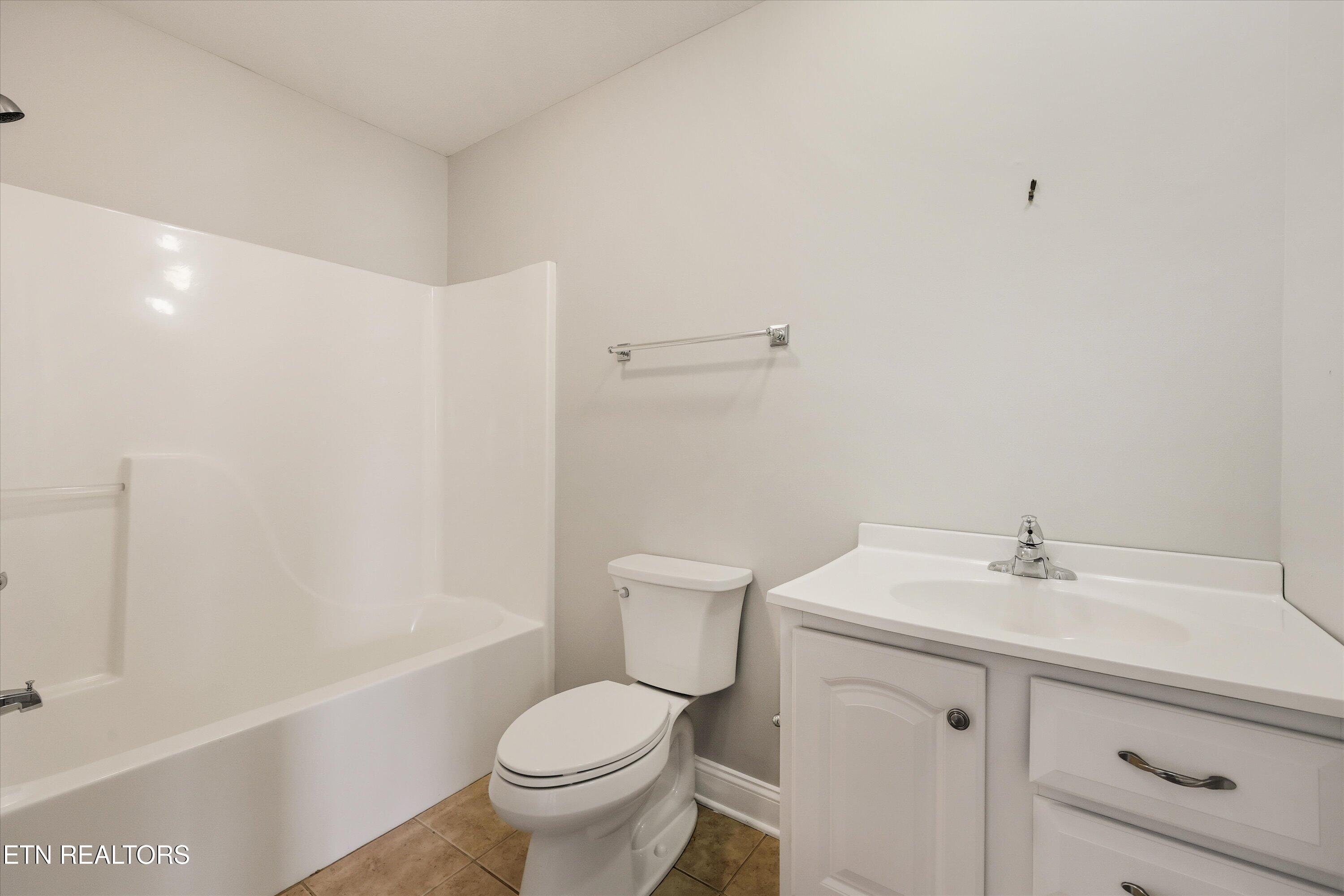 5082 Dovewood Way Knoxville TN 37918