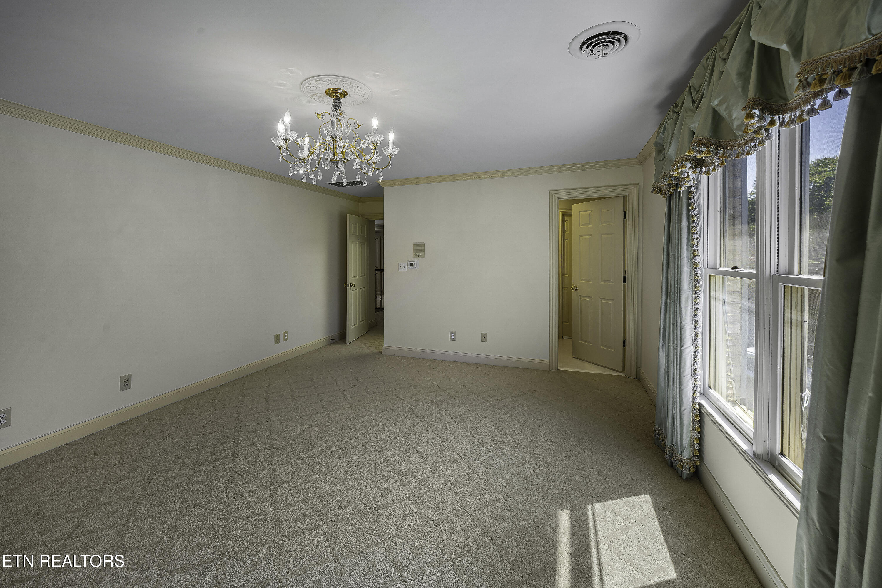 409 Lyons Head Drive Knoxville TN 37919