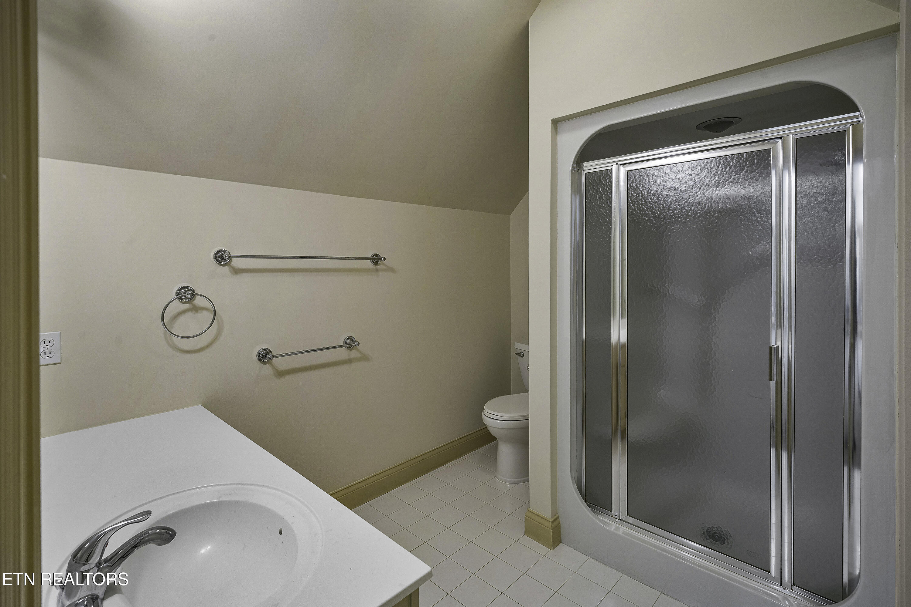 409 Lyons Head Drive Knoxville TN 37919