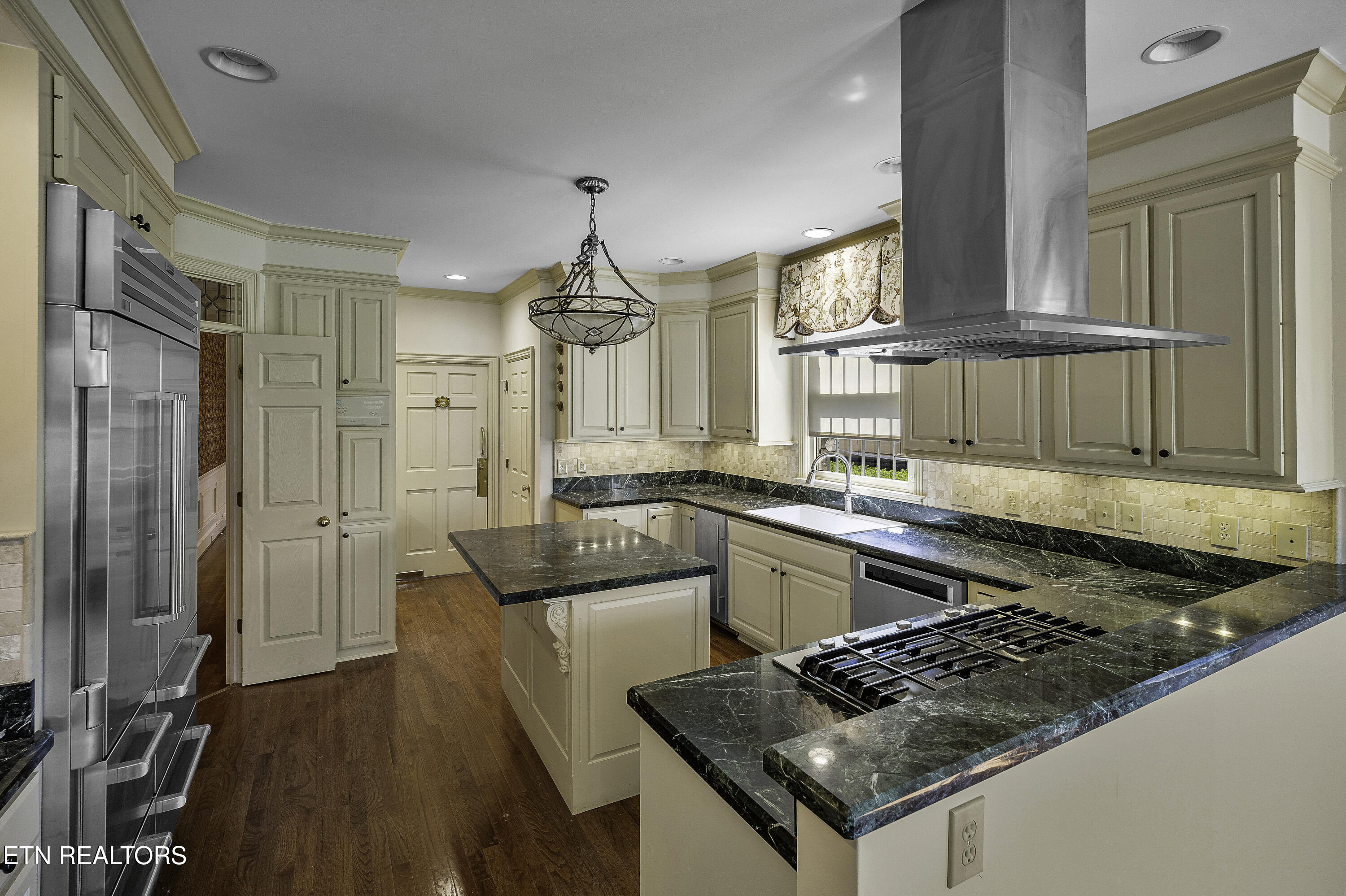 409 Lyons Head Drive Knoxville TN 37919