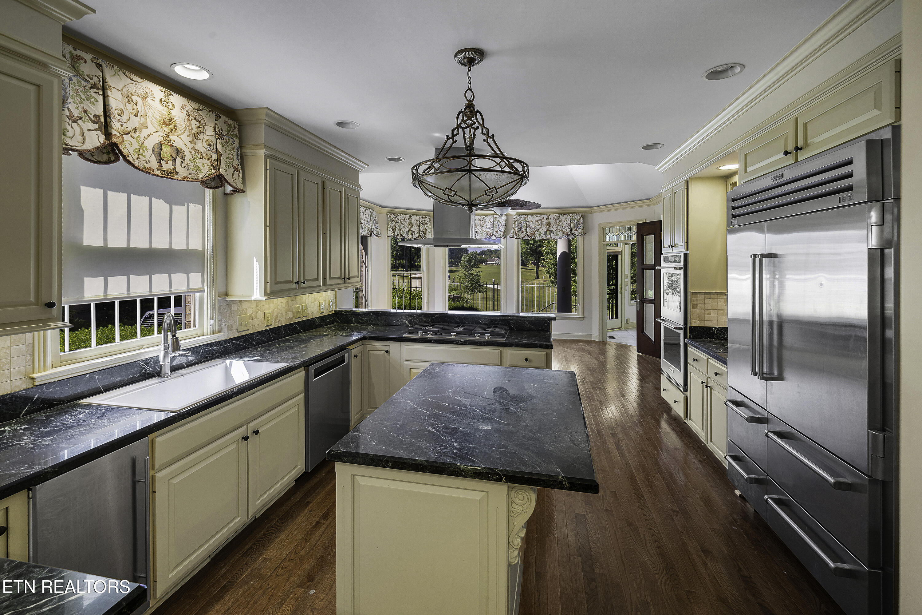 409 Lyons Head Drive Knoxville TN 37919