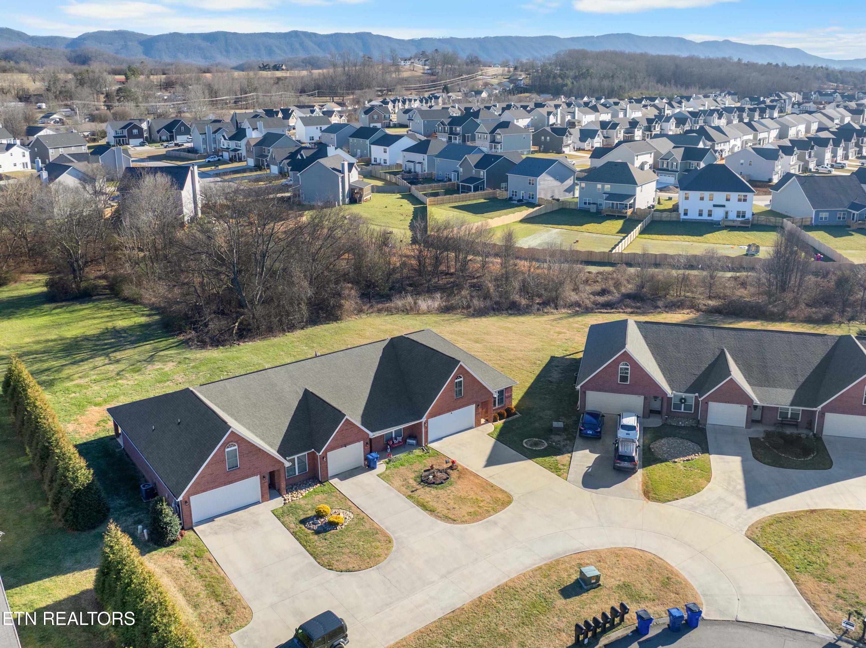 2562 Keeneland Drive Maryville TN 37803