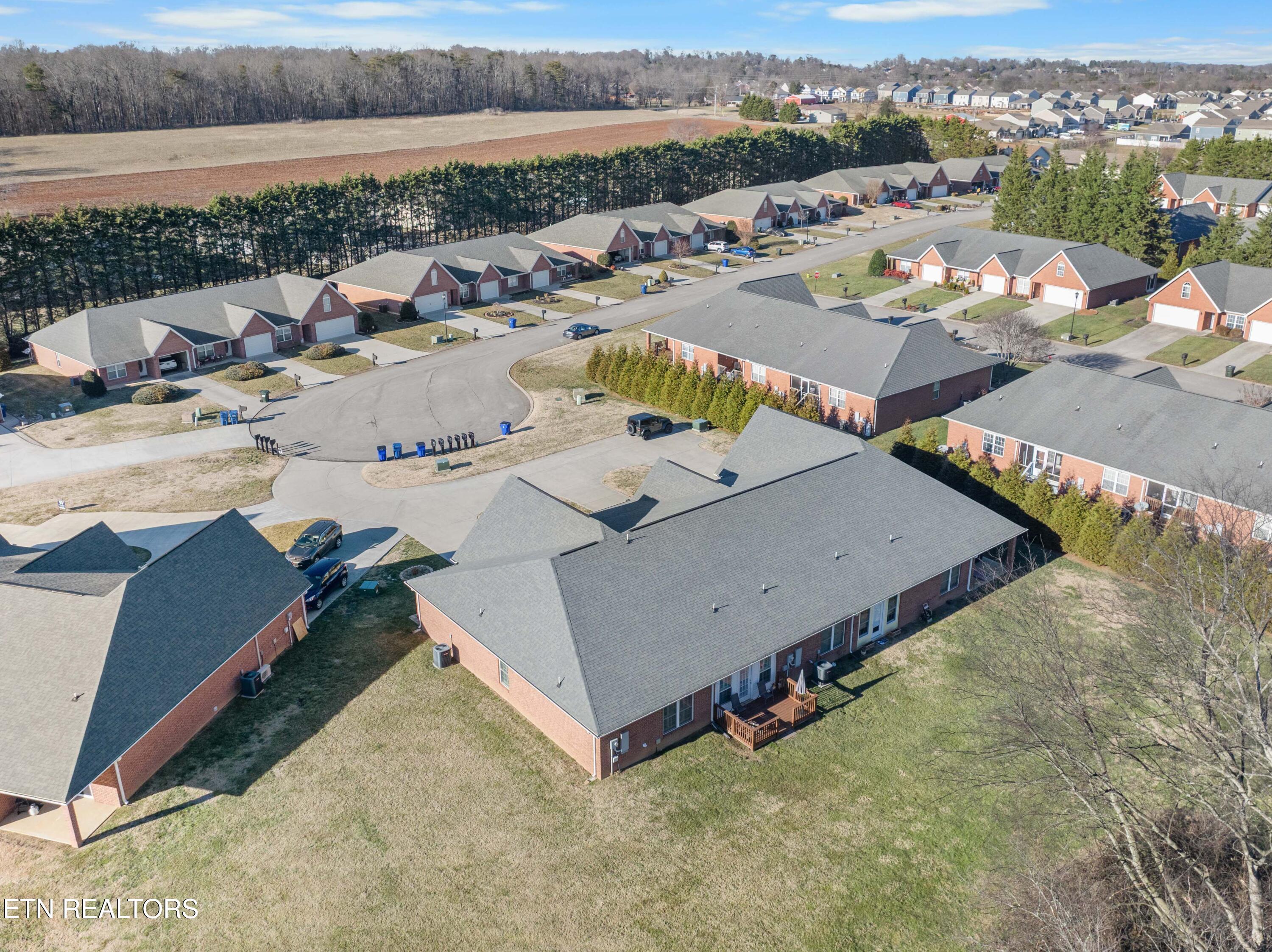2562 Keeneland Drive Maryville TN 37803