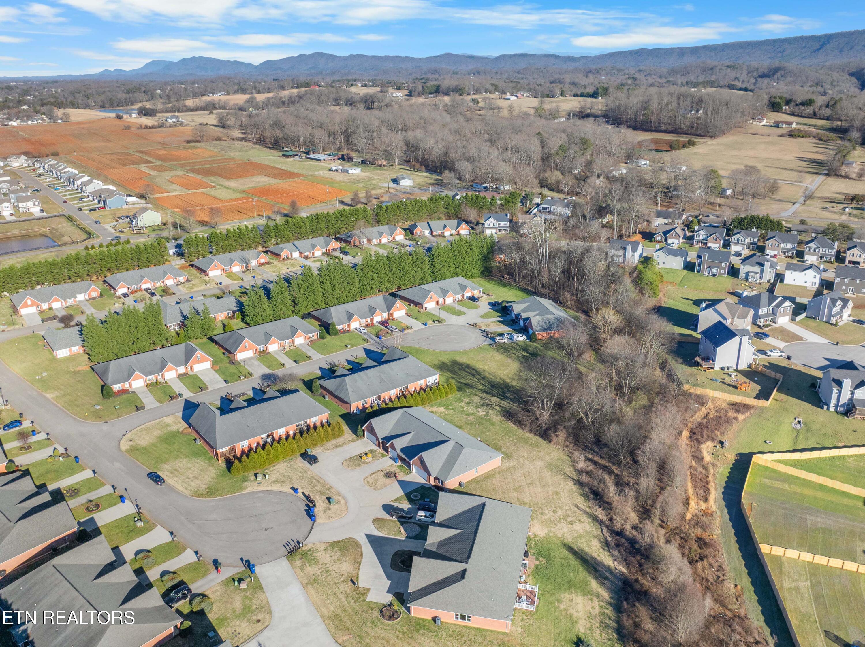 2562 Keeneland Drive Maryville TN 37803