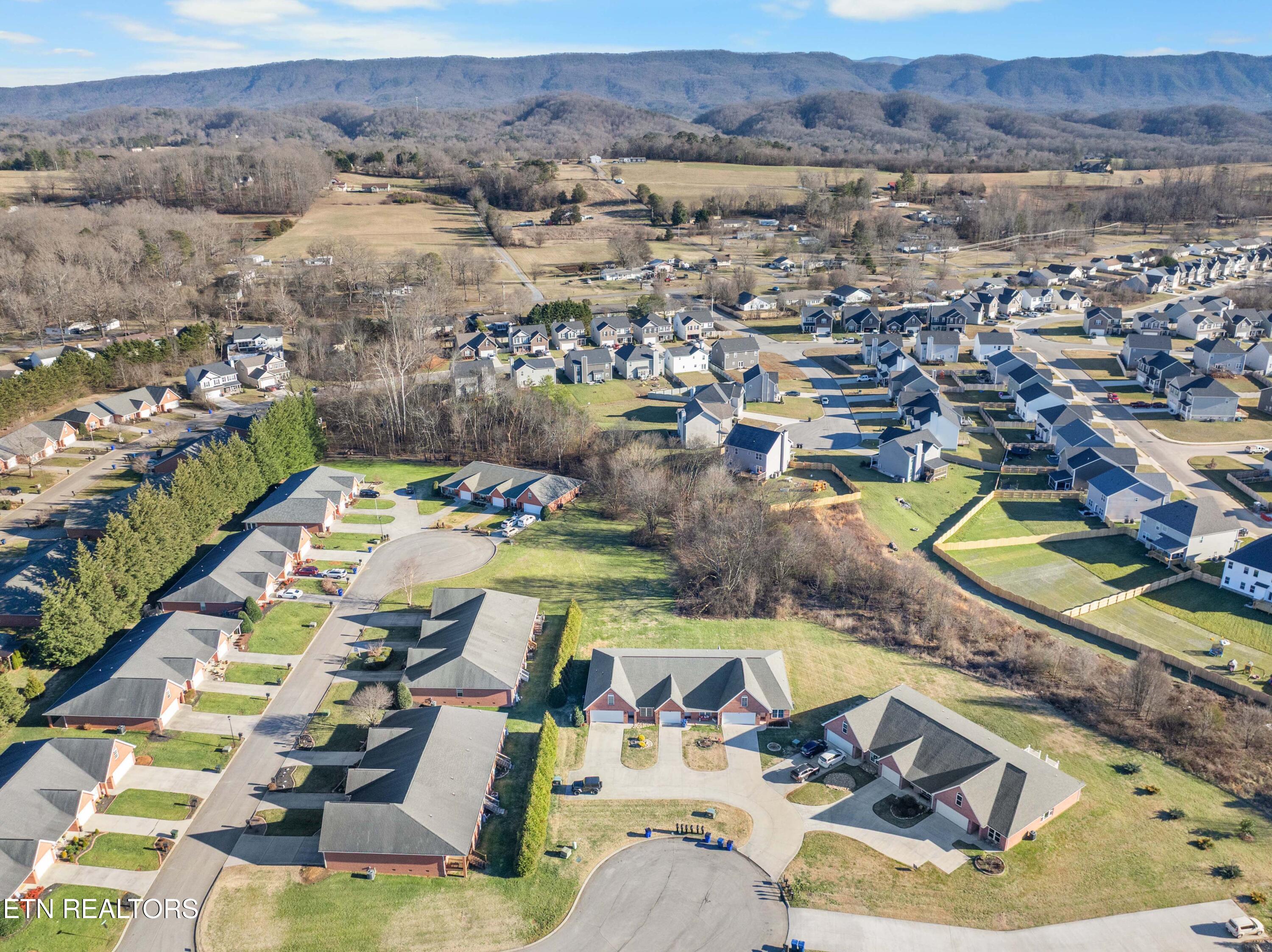 2562 Keeneland Drive Maryville TN 37803