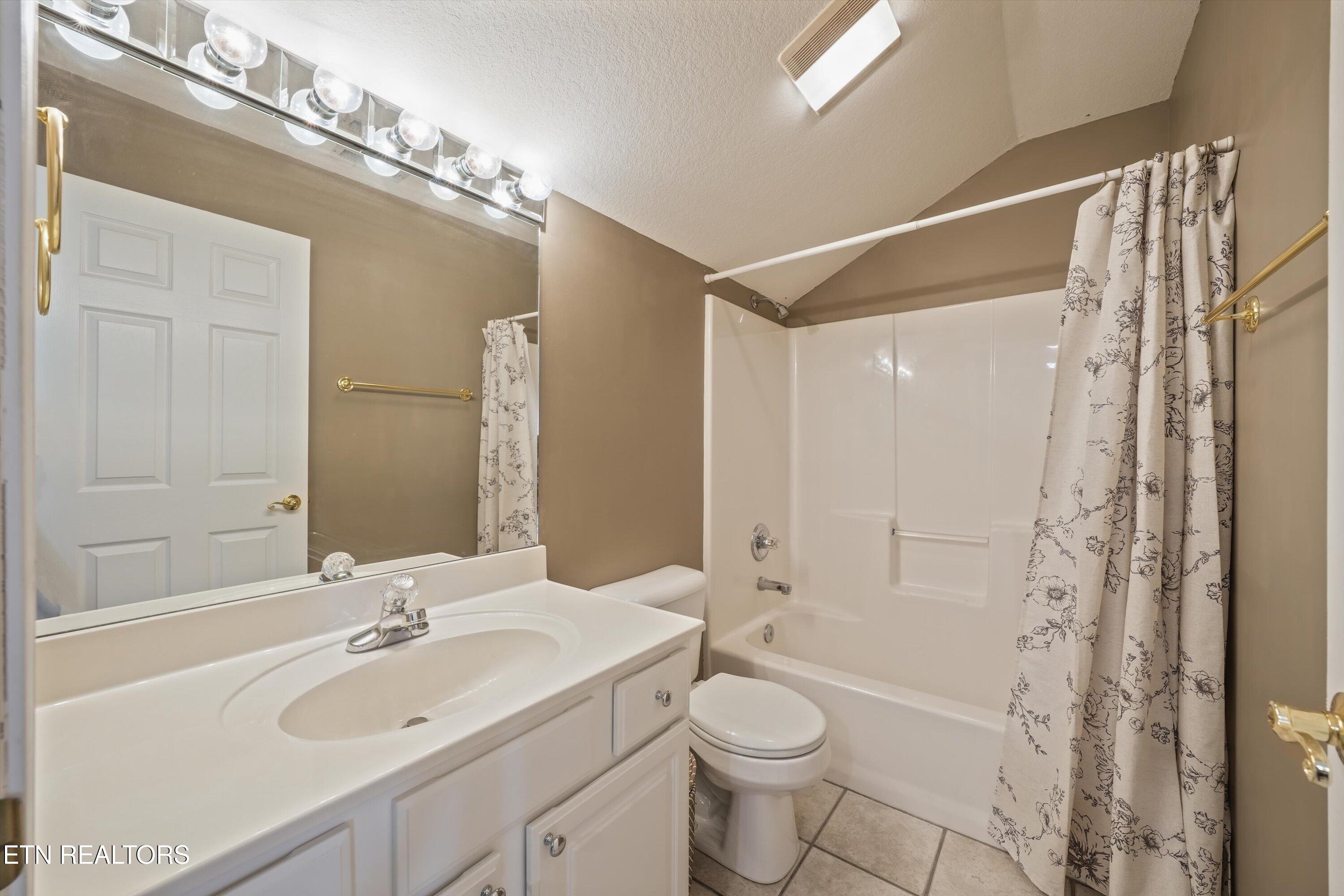7534 Julesburg Way Powell TN 37849