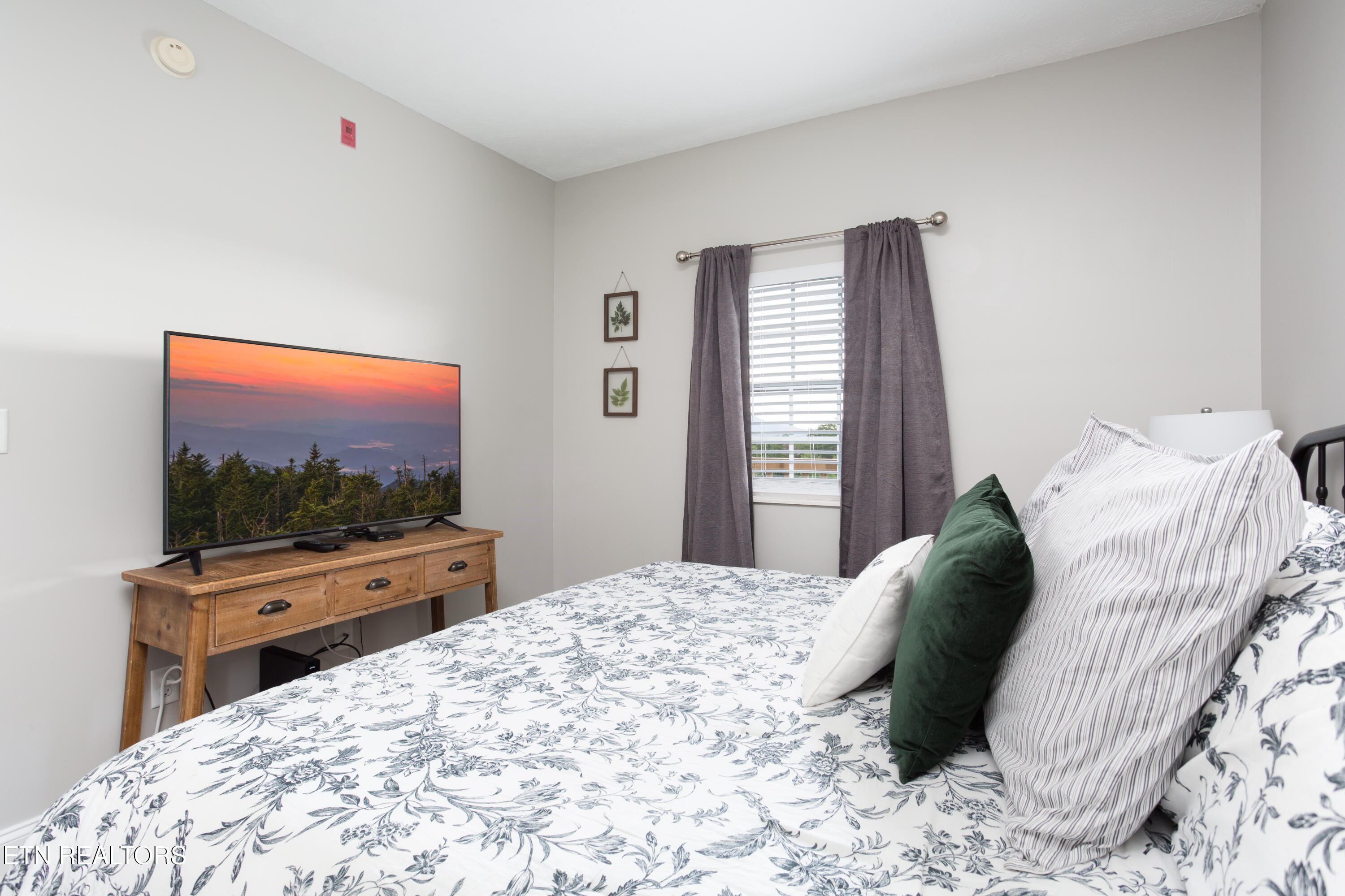 820 Golf View Boulevard Pigeon Forge TN 37863