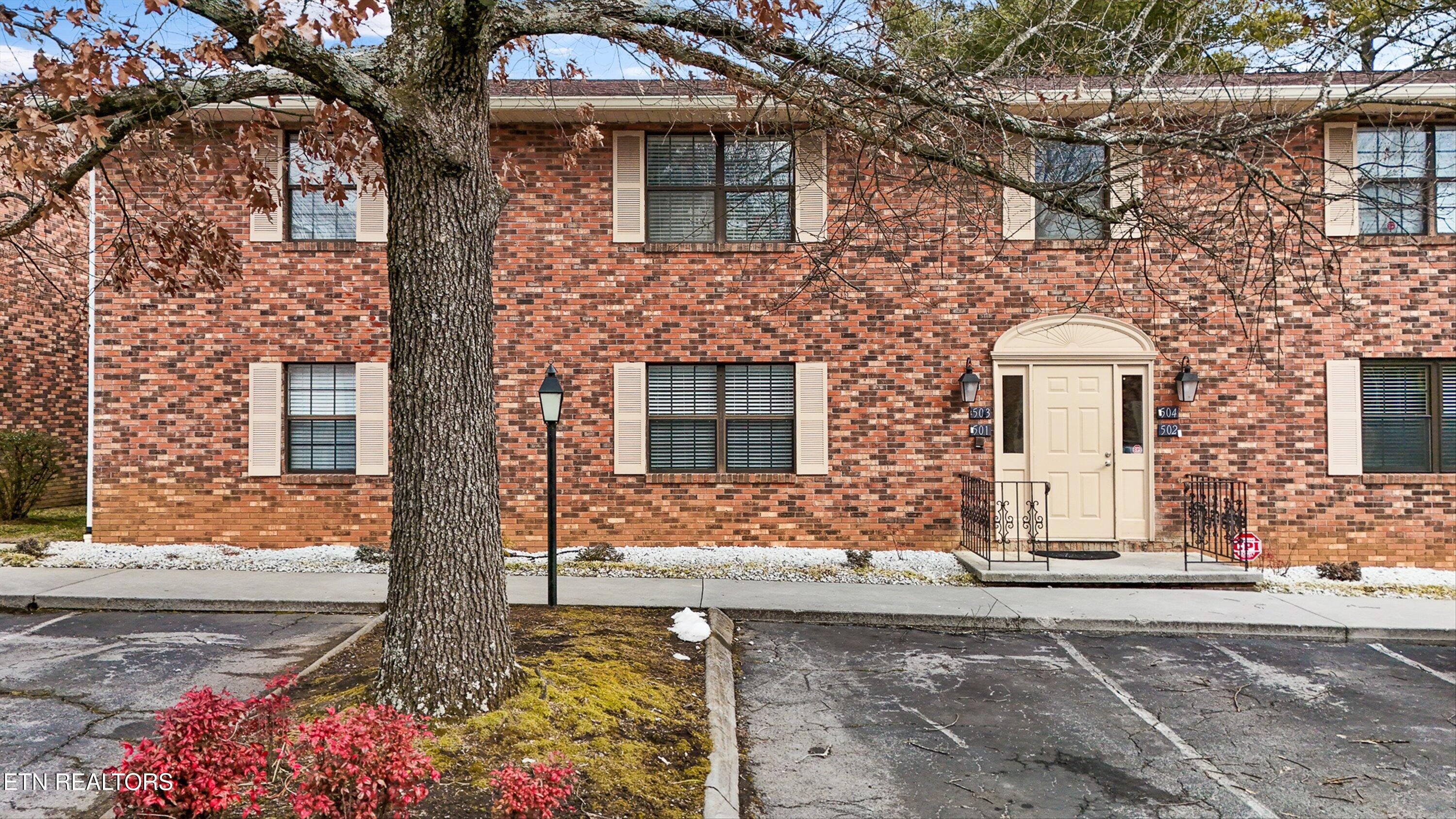 810 Highland Drive Knoxville TN 37912