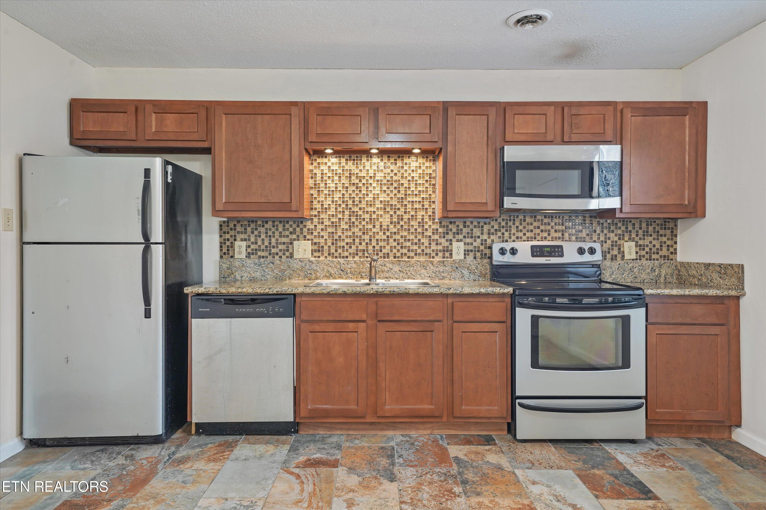 810 Highland Drive Knoxville TN 37912