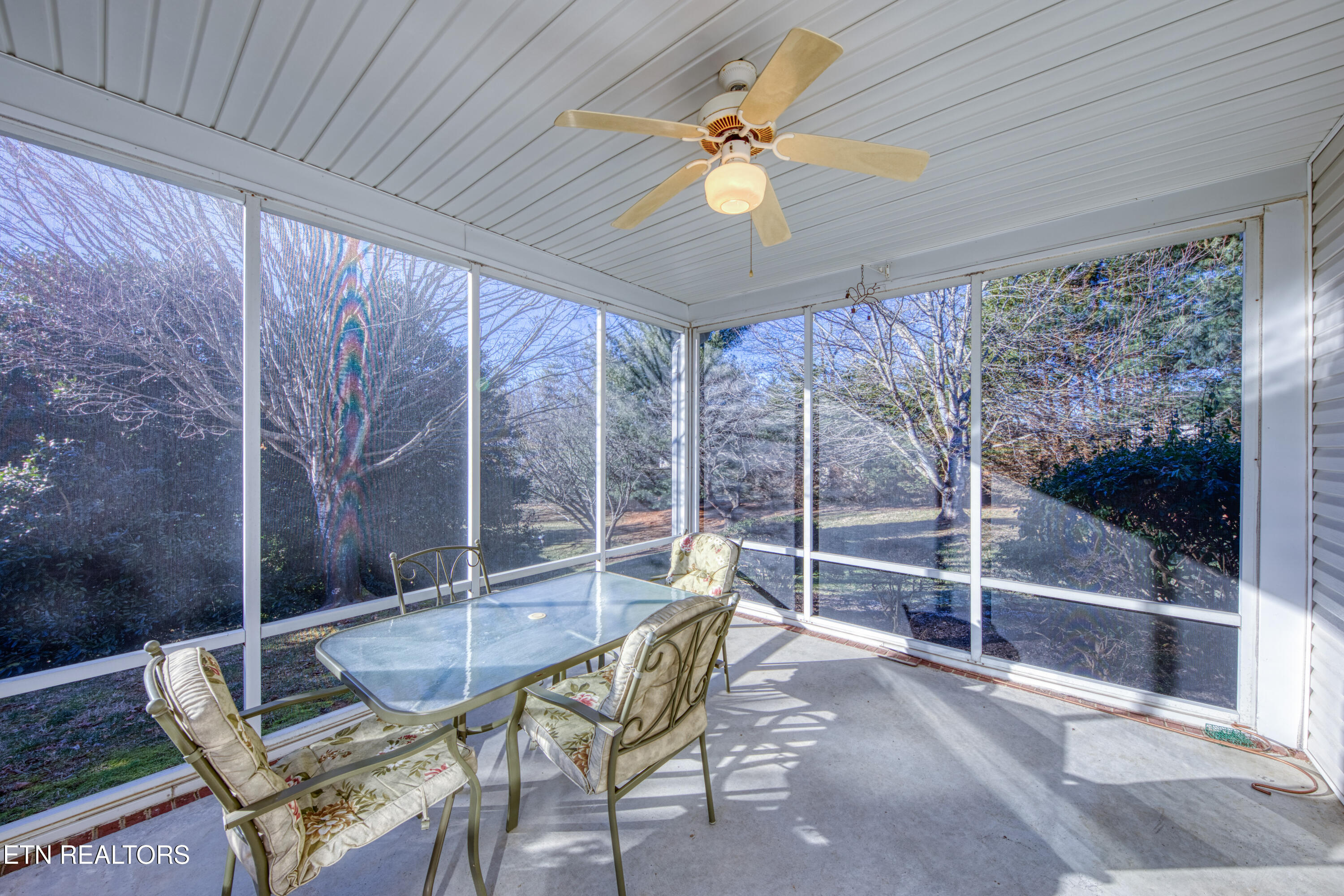 1039 Ree Way Knoxville TN 37909