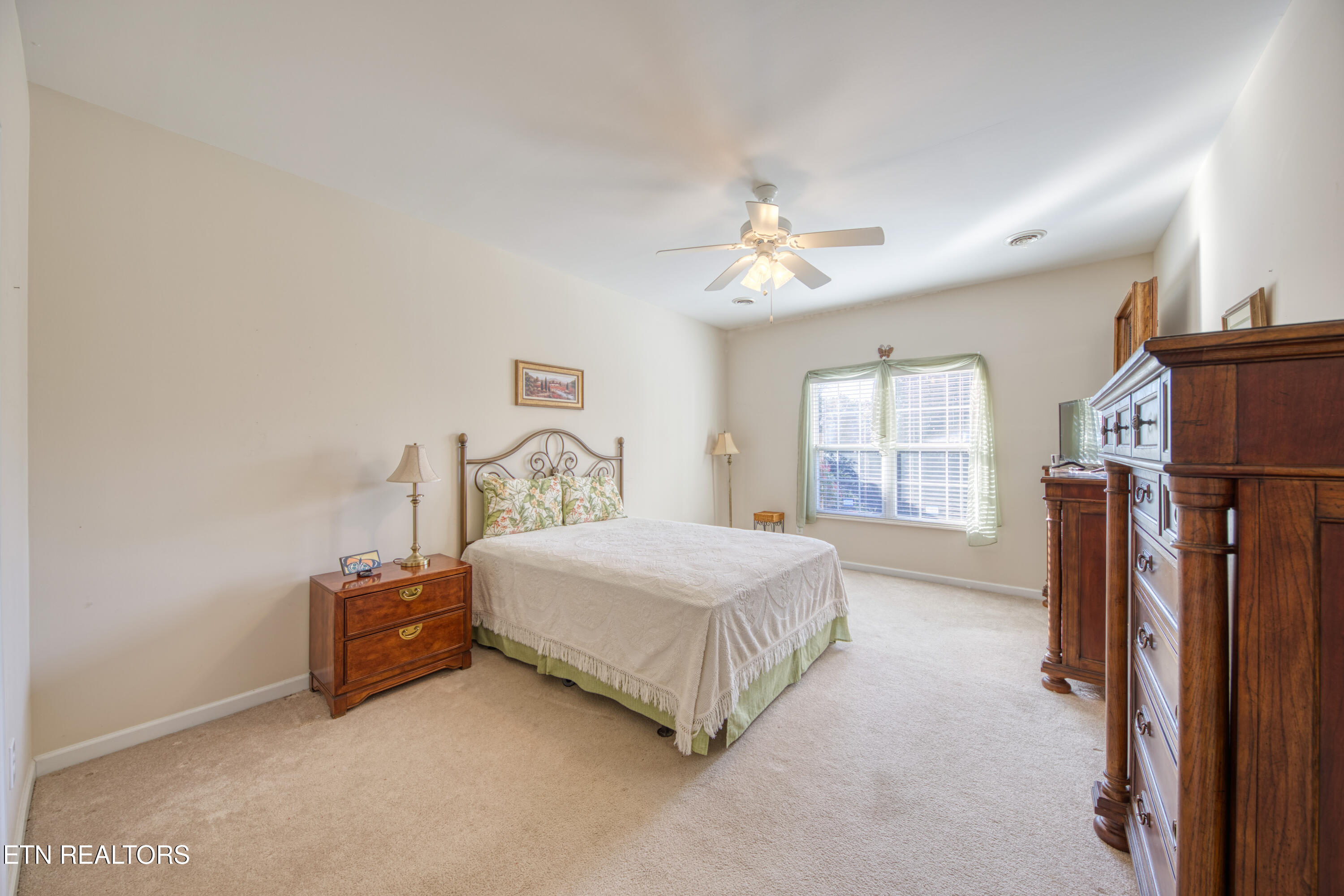 1039 Ree Way Knoxville TN 37909
