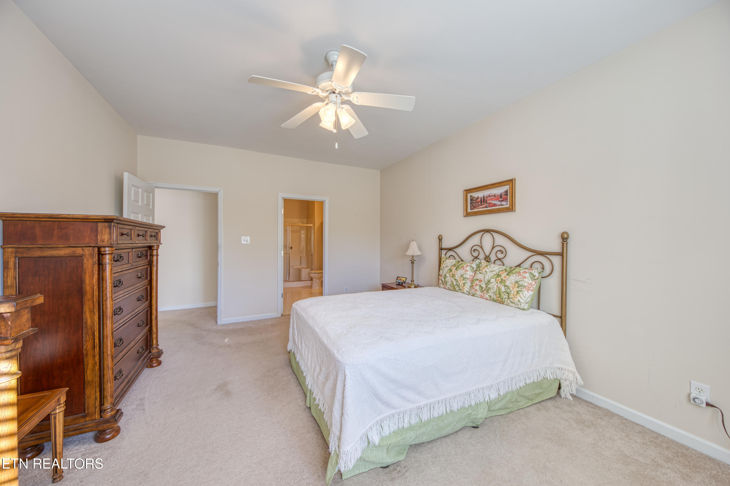 1039 Ree Way Knoxville TN 37909