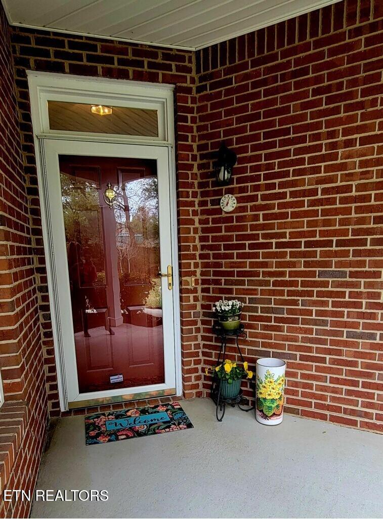 1039 Ree Way Knoxville TN 37909
