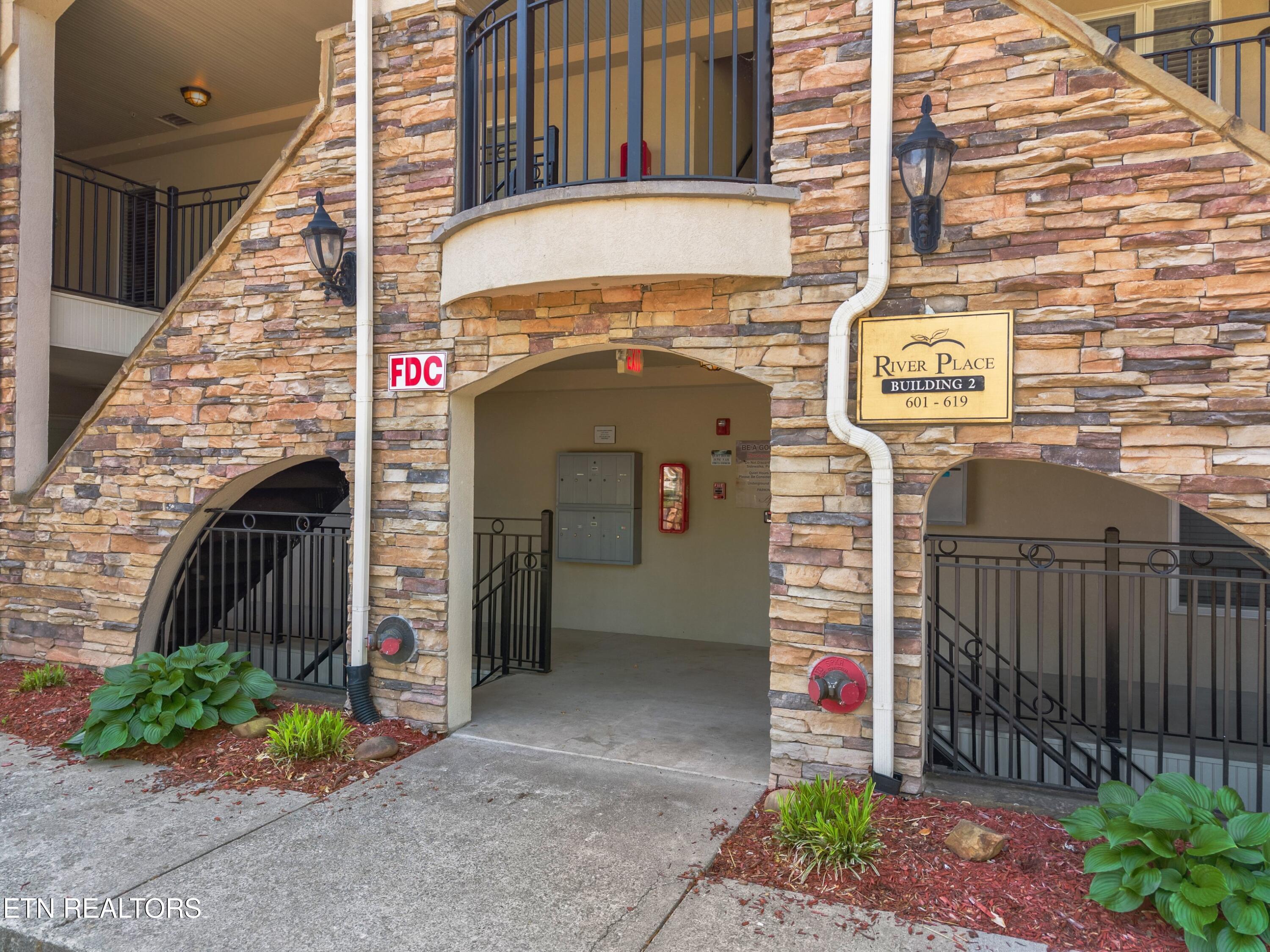 601 River Place Way Sevierville TN 37862