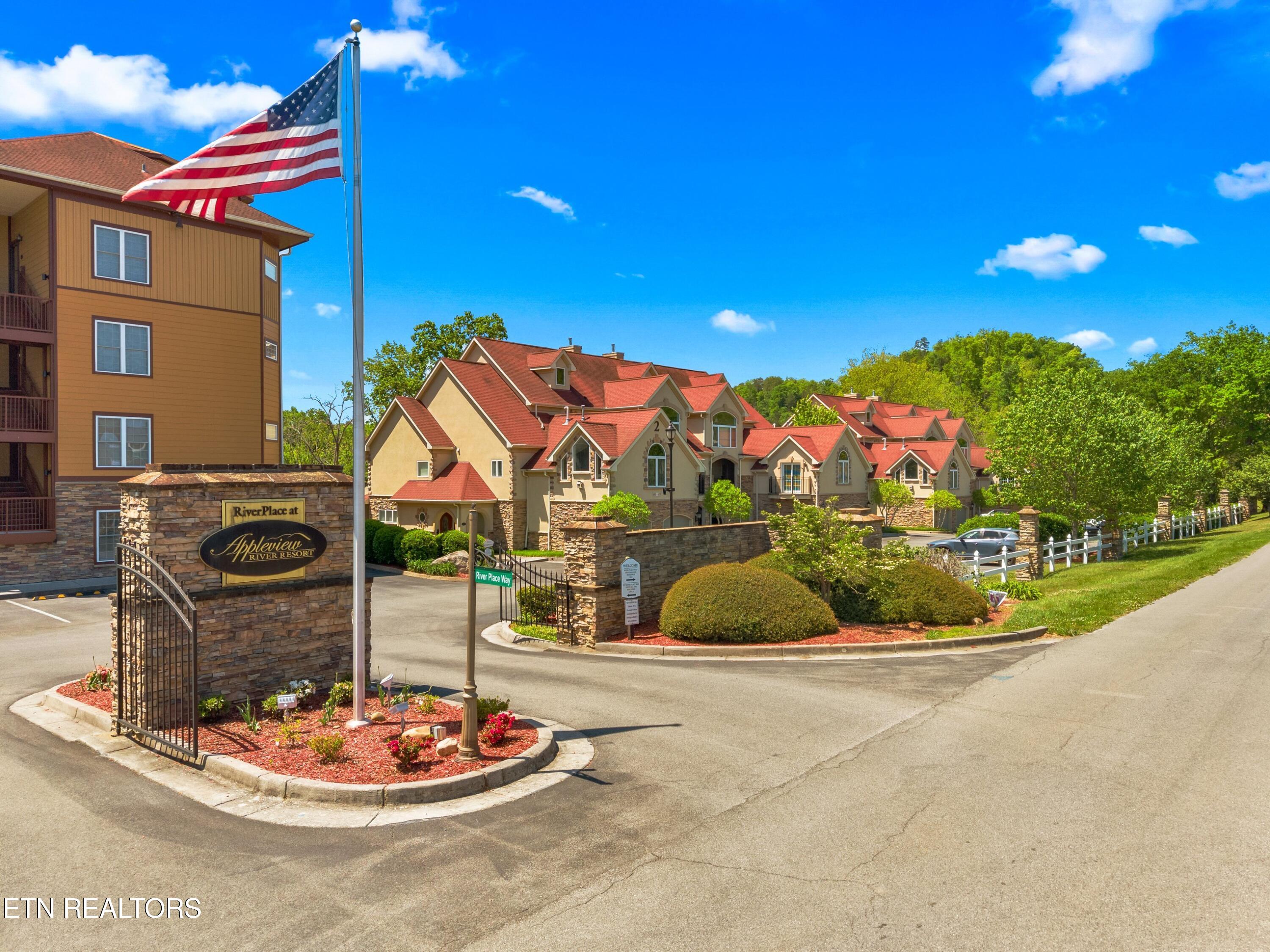 601 River Place Way Sevierville TN 37862