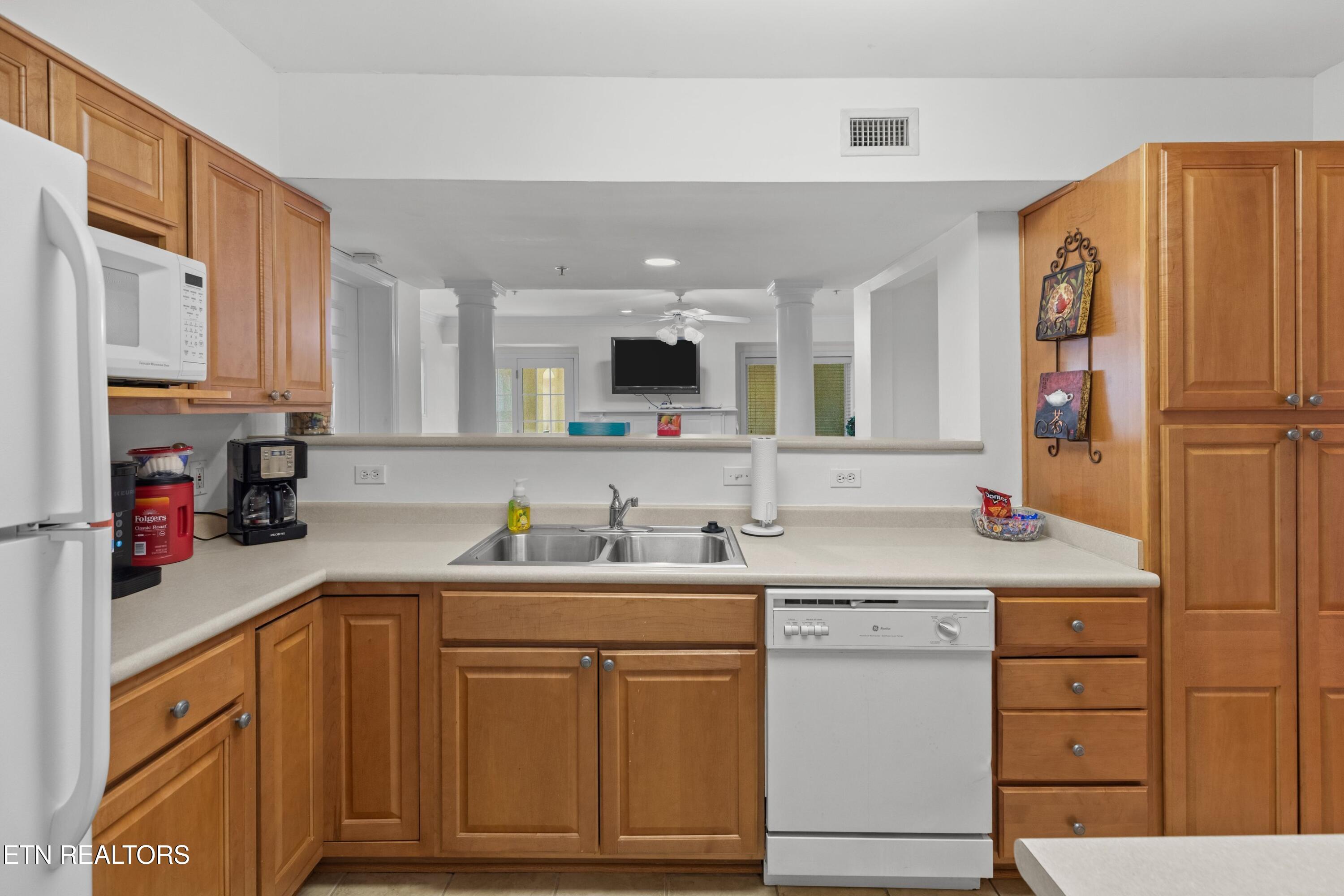 601 River Place Way Sevierville TN 37862