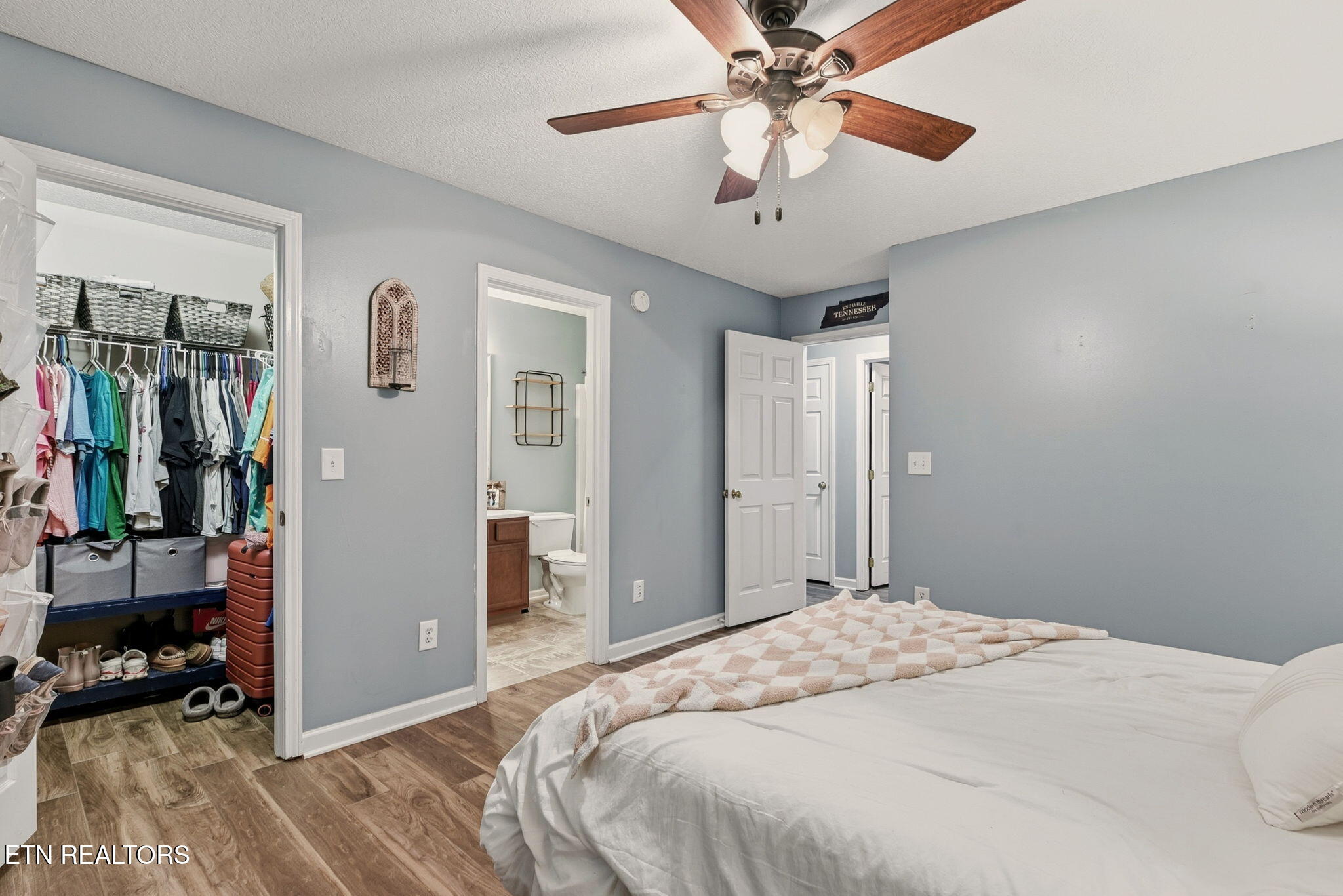 1621 Maple View Way Knoxville TN 37918