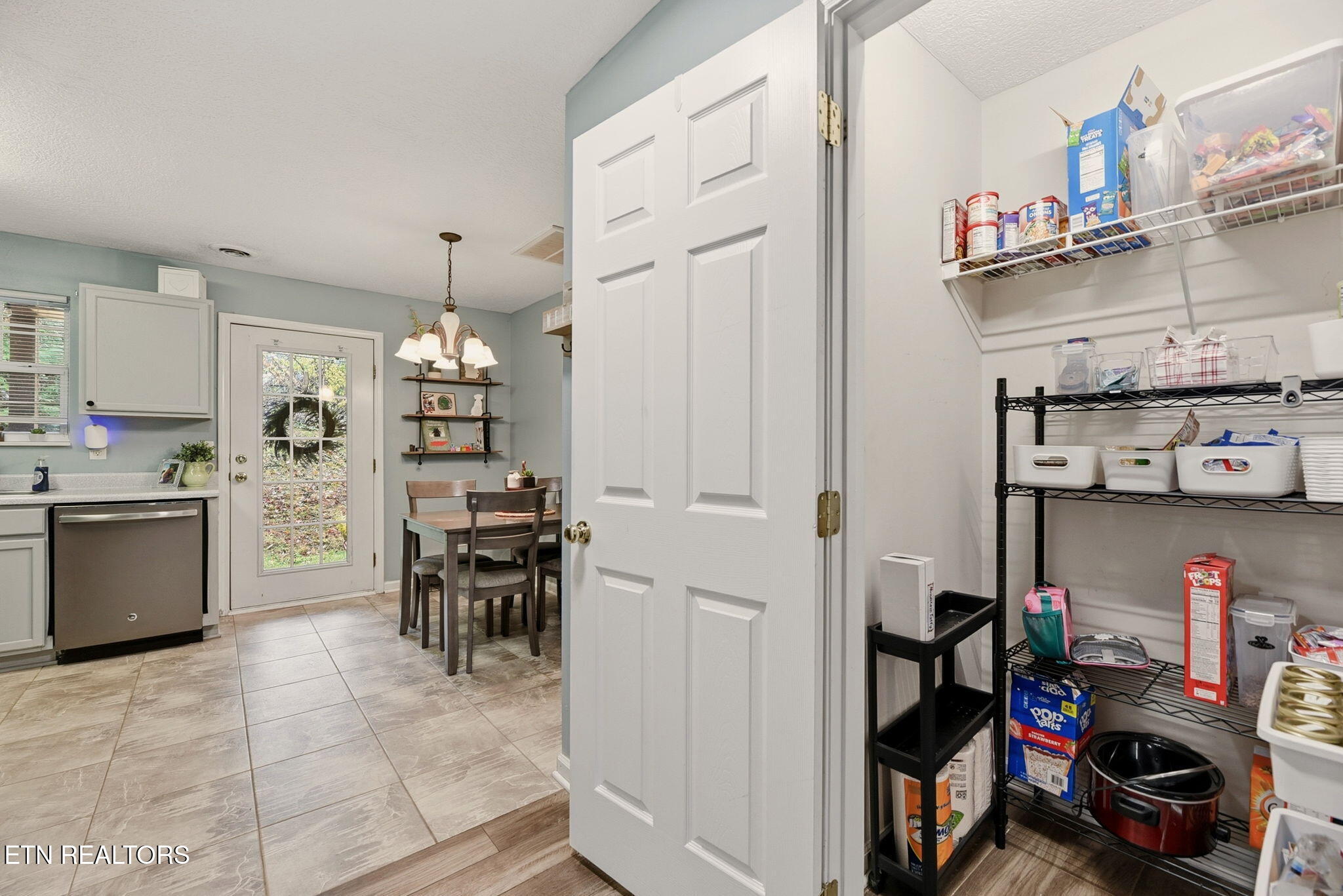 1621 Maple View Way Knoxville TN 37918