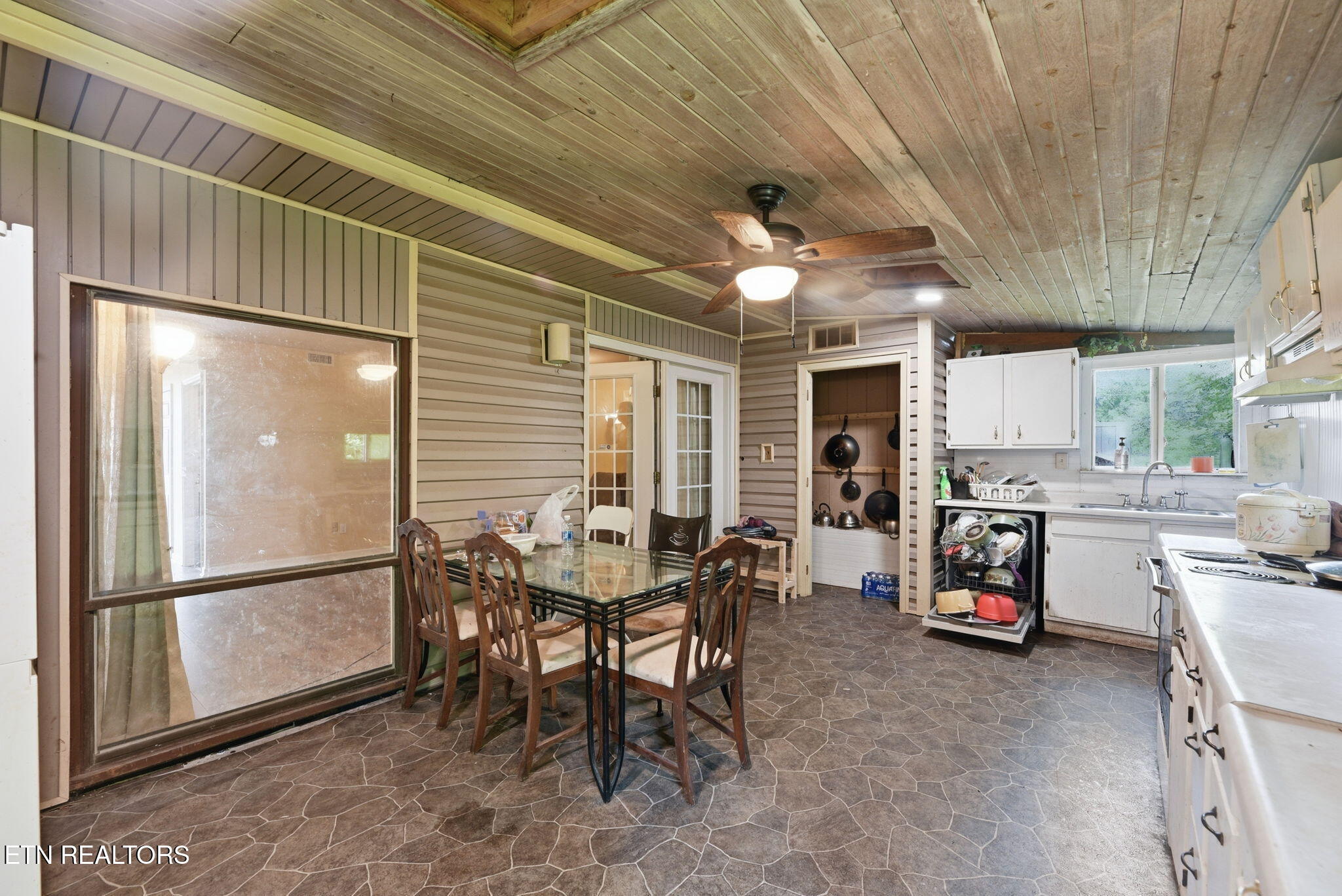 70 Valley Forge Drive Oak Ridge TN 37830