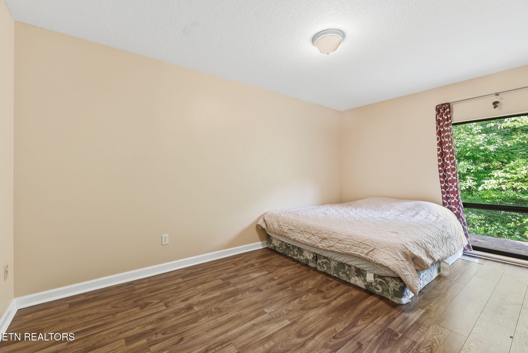 70 Valley Forge Drive Oak Ridge TN 37830