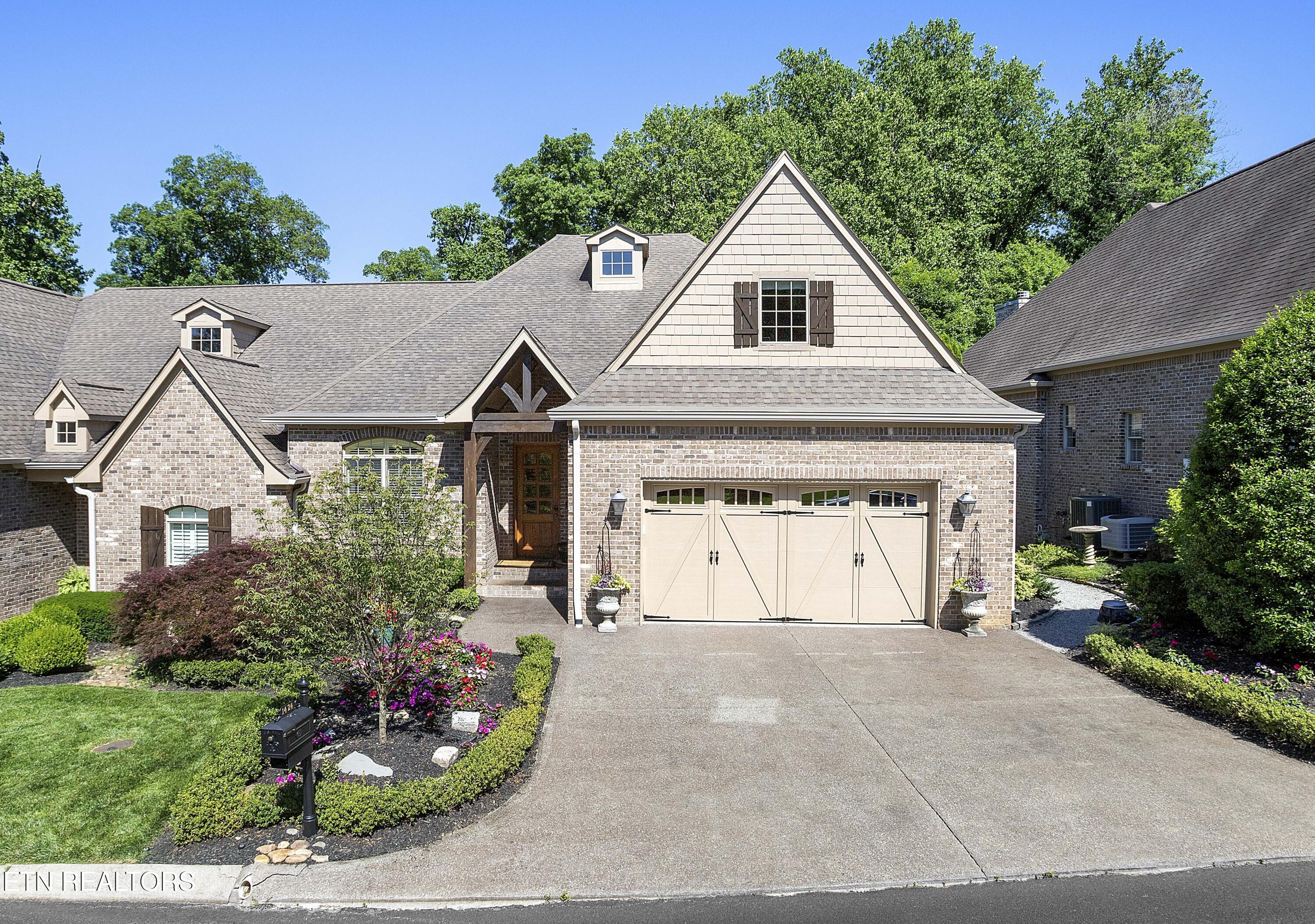 1424 Villa Forest Way Knoxville TN 37919