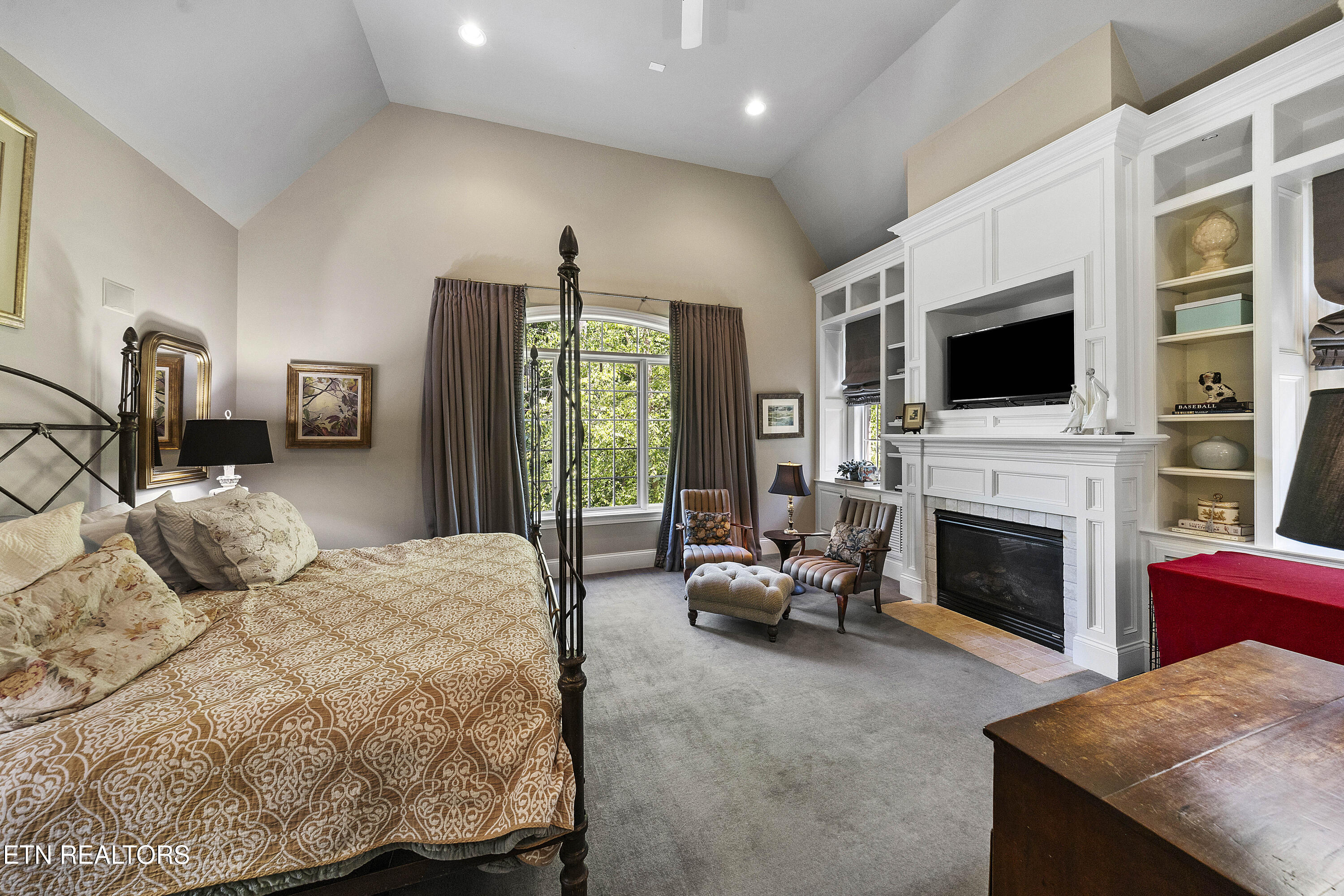 1424 Villa Forest Way Knoxville TN 37919