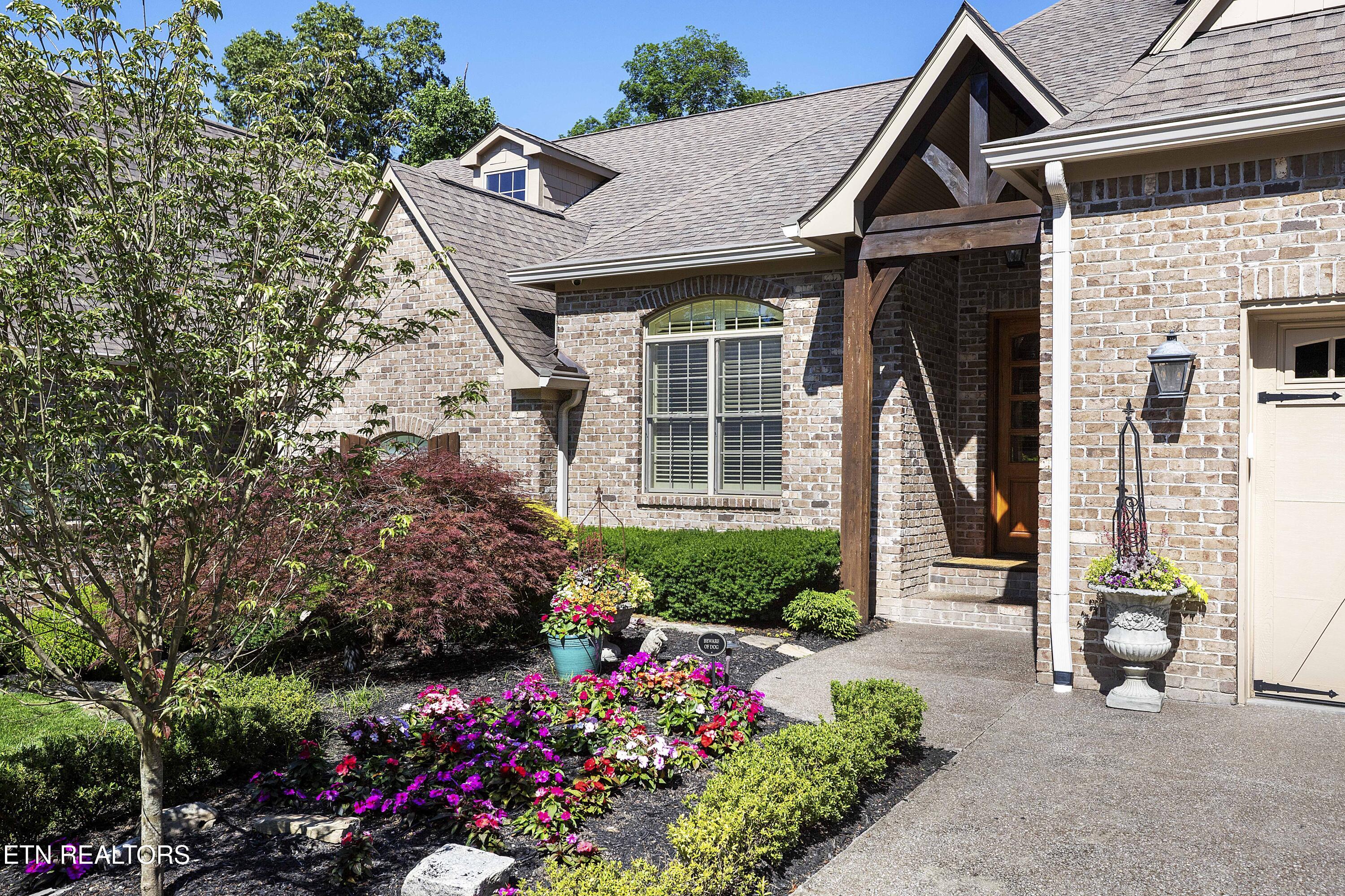 1424 Villa Forest Way Knoxville TN 37919