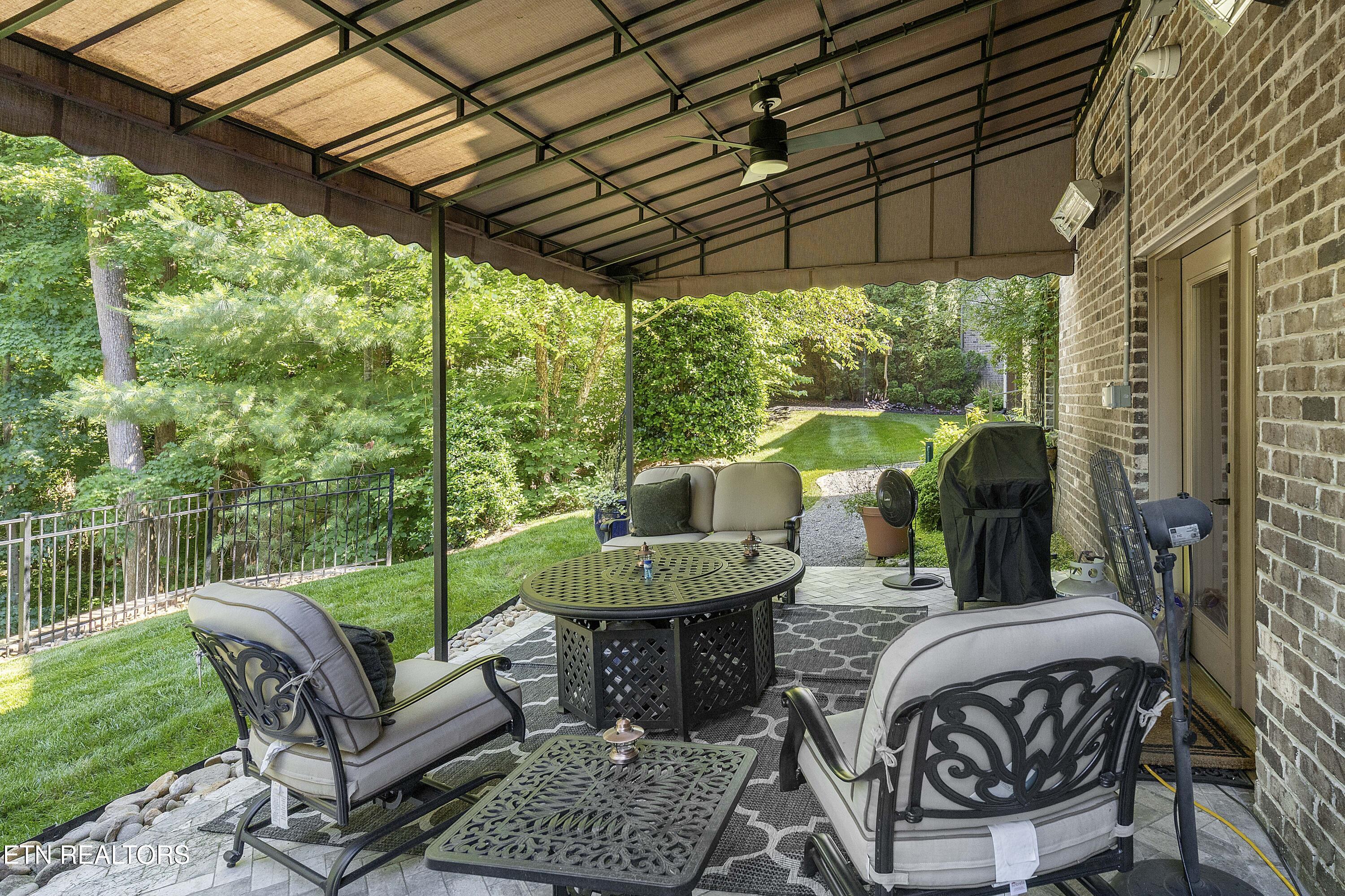 1424 Villa Forest Way Knoxville TN 37919