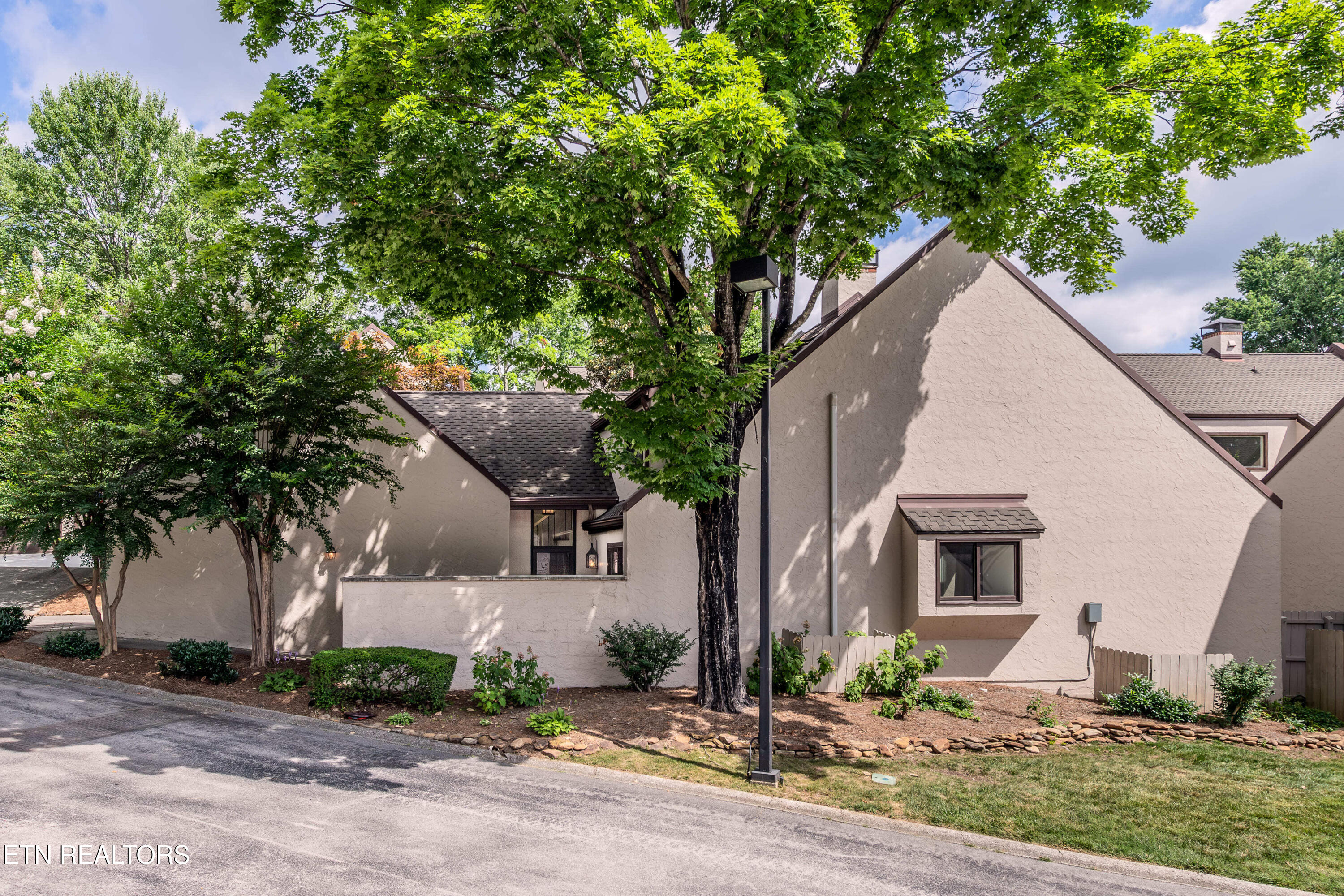 1350 Orleans Drive Knoxville TN 37919