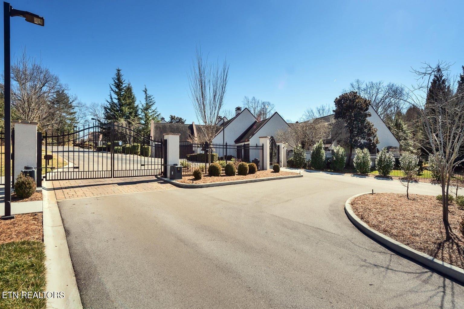 1350 Orleans Drive Knoxville TN 37919